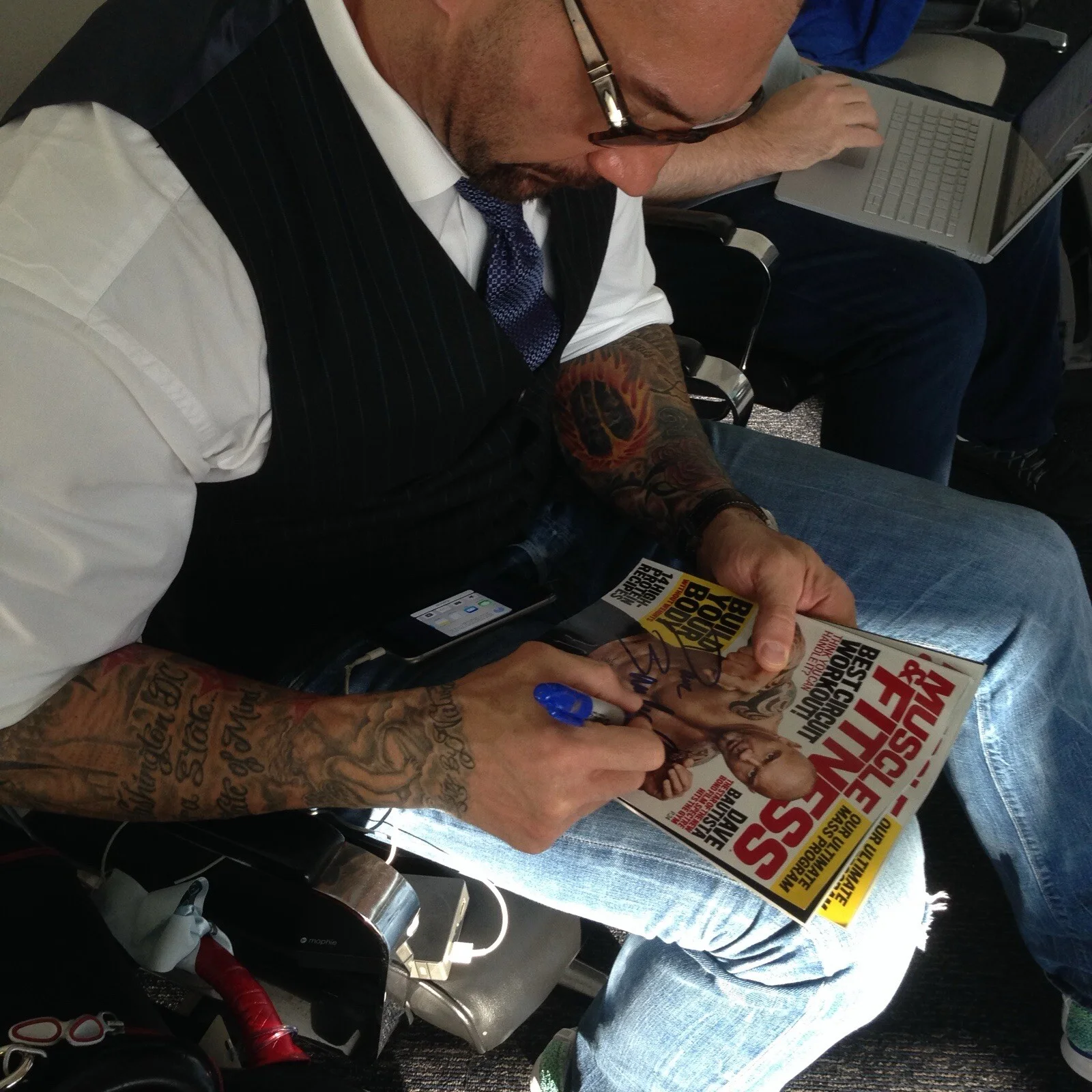 David Bautista — Dave Bautista Signed Empire Magazine Guardians Of The Galaxy DRAX BATISTA WWE, изображение 5