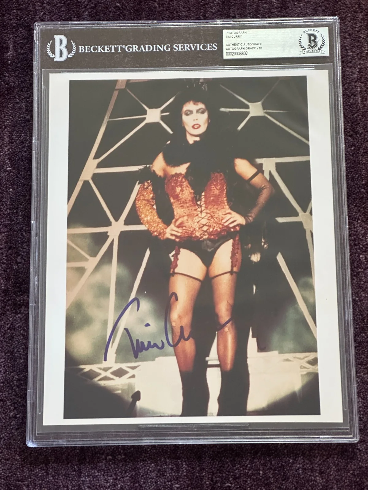 TIM CURRY — TIM CURRY Signed ROCKY HORROR PICTURE 8 X 10 PHOTO Beckett Encapsulated AUTO 10