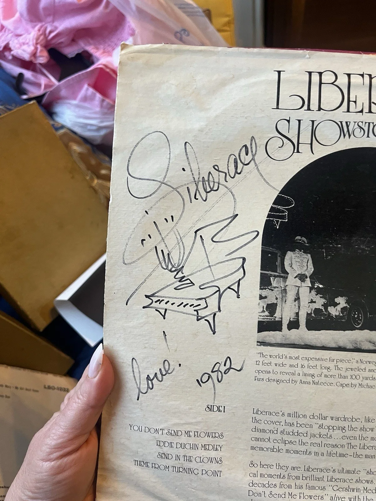 Liberace Signed Vinyl With Illustration, image 4