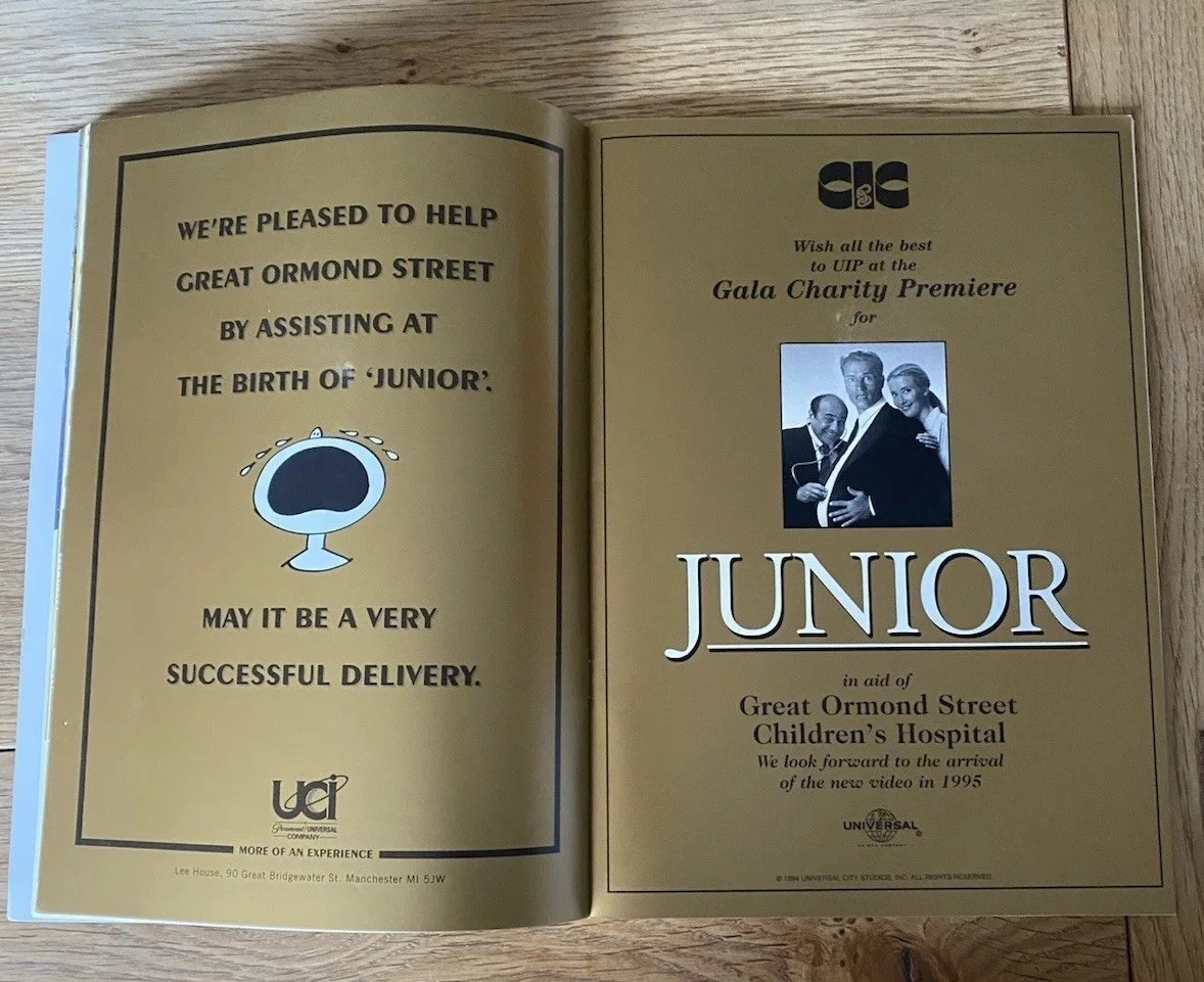 JUNIOR - Gala Charity Premiere Brochure - Leicester Square London 1994 VGC, изображение 3