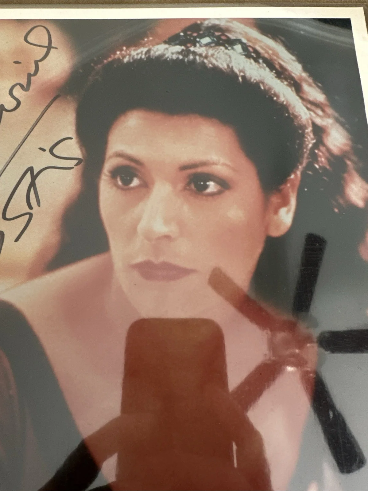 Marina Sirtis — Star Trek: TNG Actress Marina Sirtis Autographed Deanna Troi 8x10, изображение 3