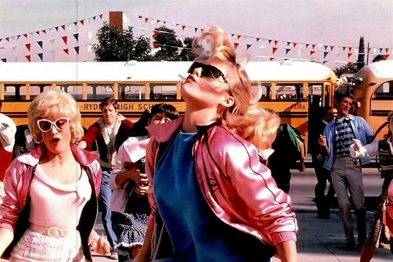 Michelle Pfeiffer — Michelle Pfeiffer Grease 2 Movie Actress Hollywood Signed 8 x 10 Photo TTM COA, изображение 3