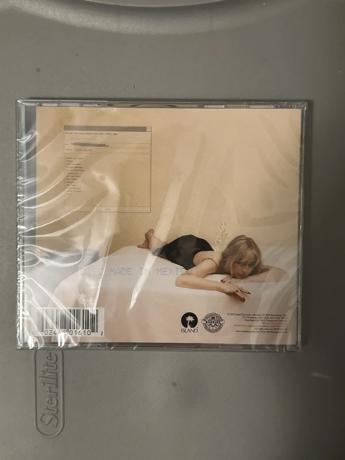 Sabrina Carpenter Emails I Can't Send Signed CD & Booklet Original Music, изображение 2