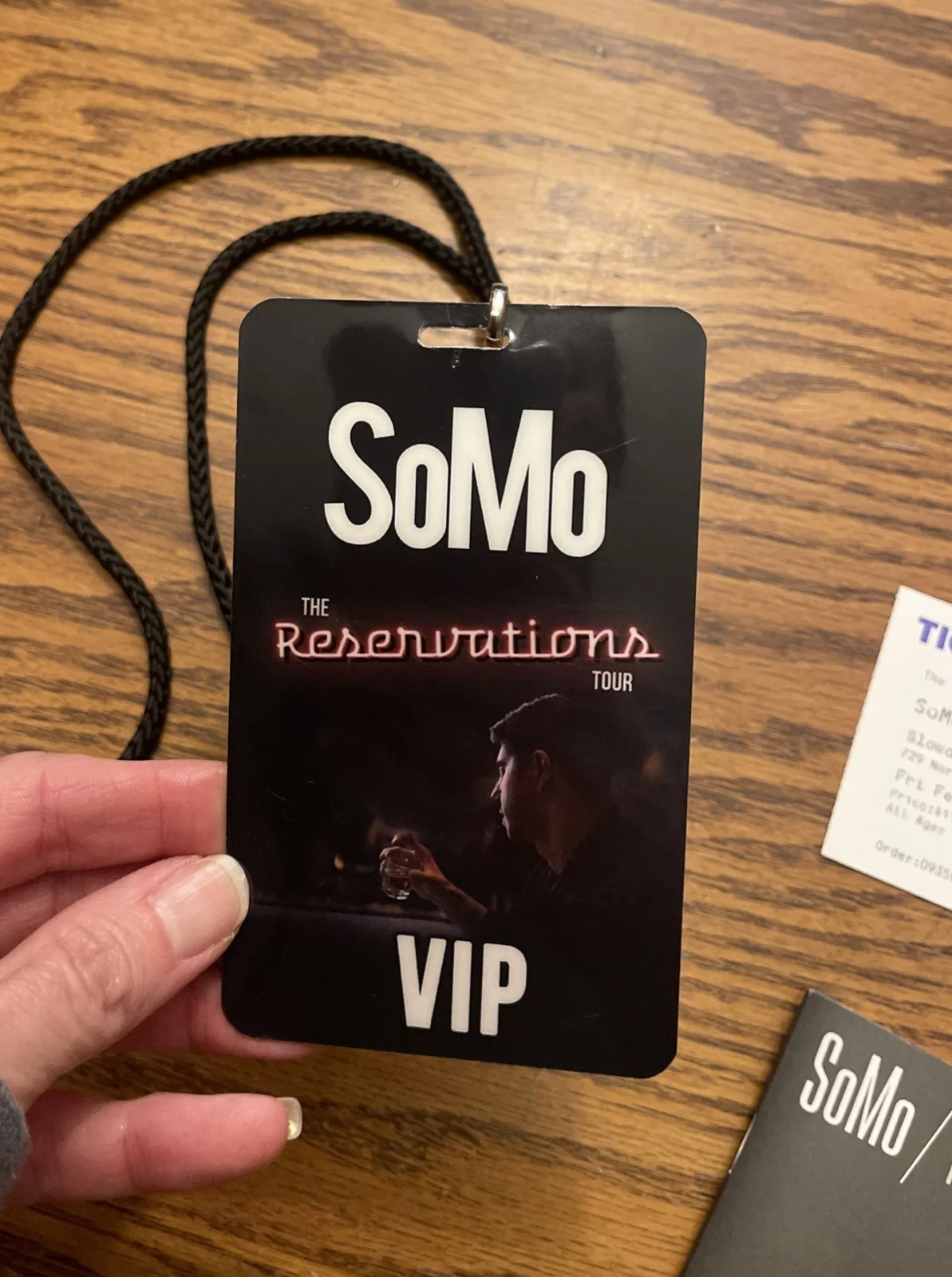 Autographed SoMo Concert Ticket With VIP Badge And The Answers Tour Notebook, изображение 2