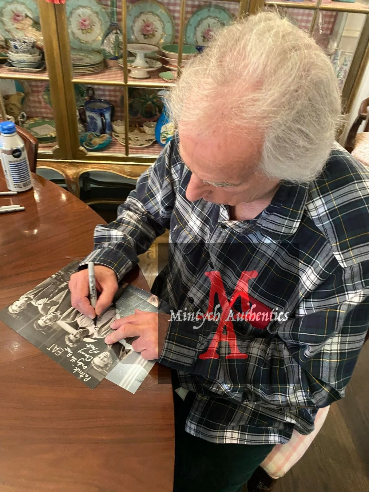 Henry Winkler — Henry Winkler autographed signed 8x10 photo Happy Days Fonzie Beckett COA, изображение 4