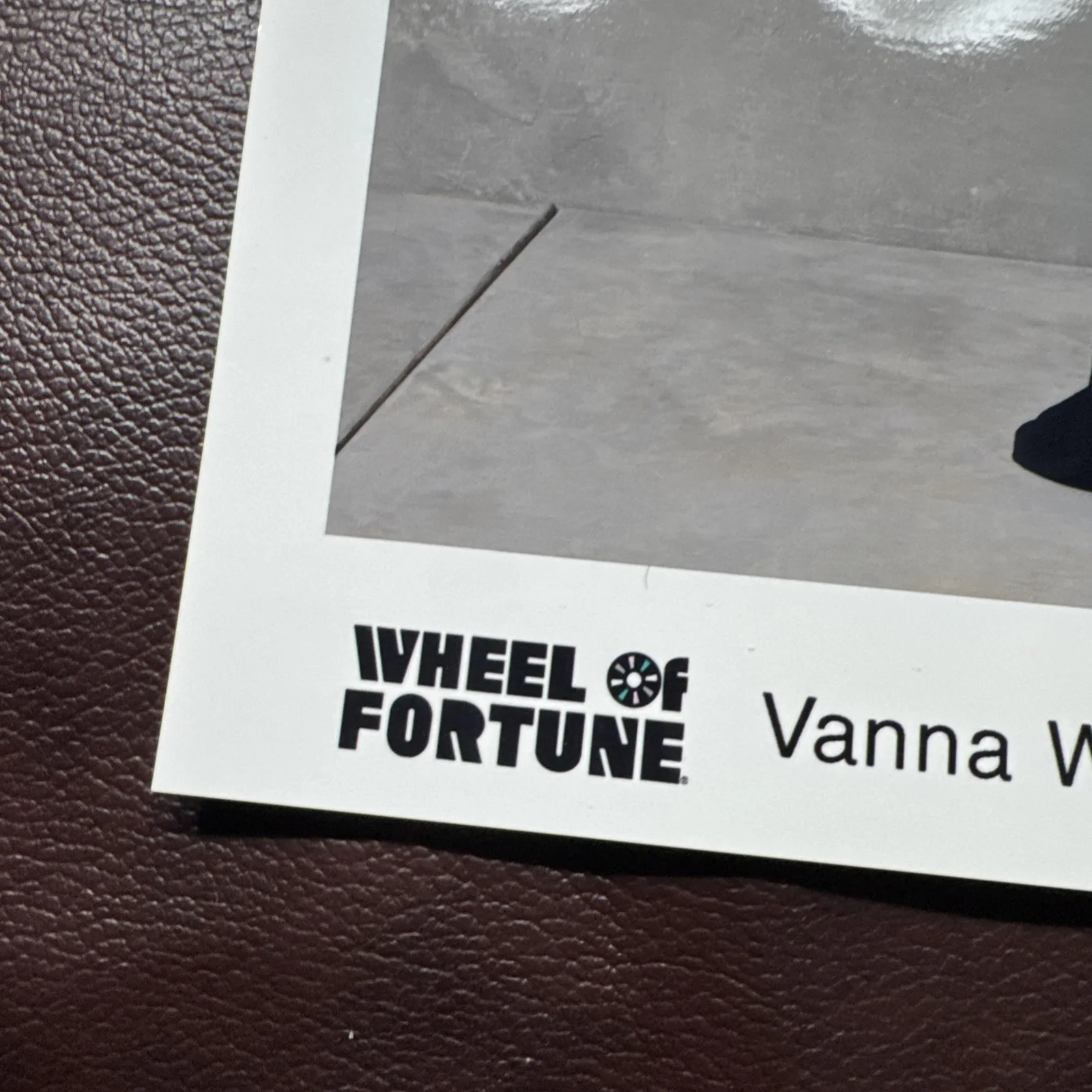 Pat Sajak, Vanna White — Pat Sajak Vanna White Signed Autographed Wheel Of Fortune 8x10 Photo, изображение 4