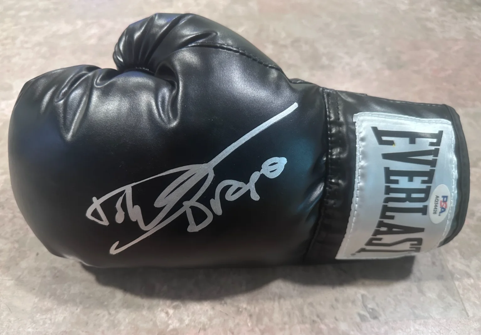 Dolph Lundgren — 🥊Dolph Lundgren “DRAGO” Signed Everlast Boxing Glove PSA COA Rocky IV Autograph, изображение 4