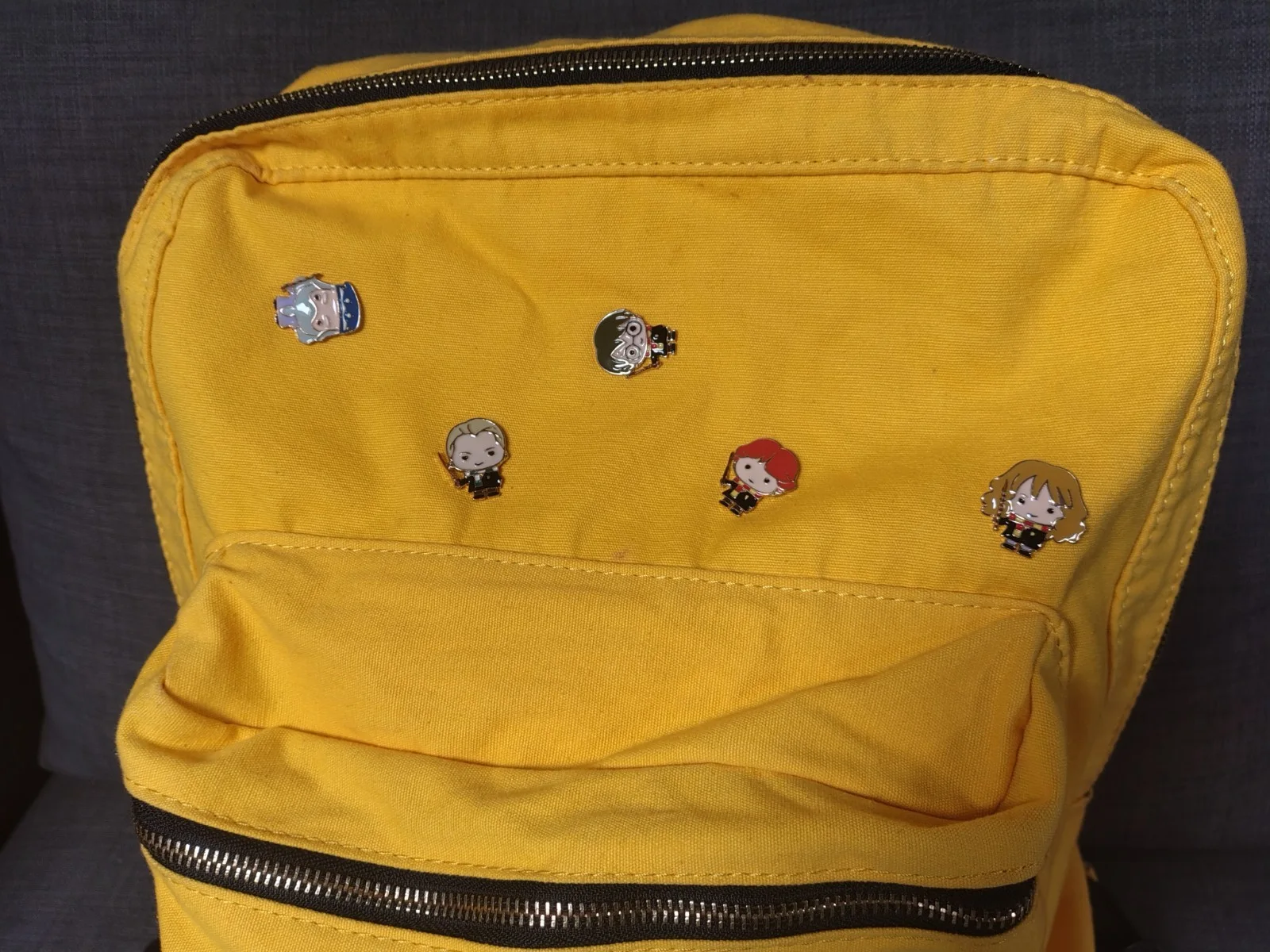Harry Potter Hufflepuff Backpack Warmer Bros Studios Yellow Canvas Crest Bag, image 3