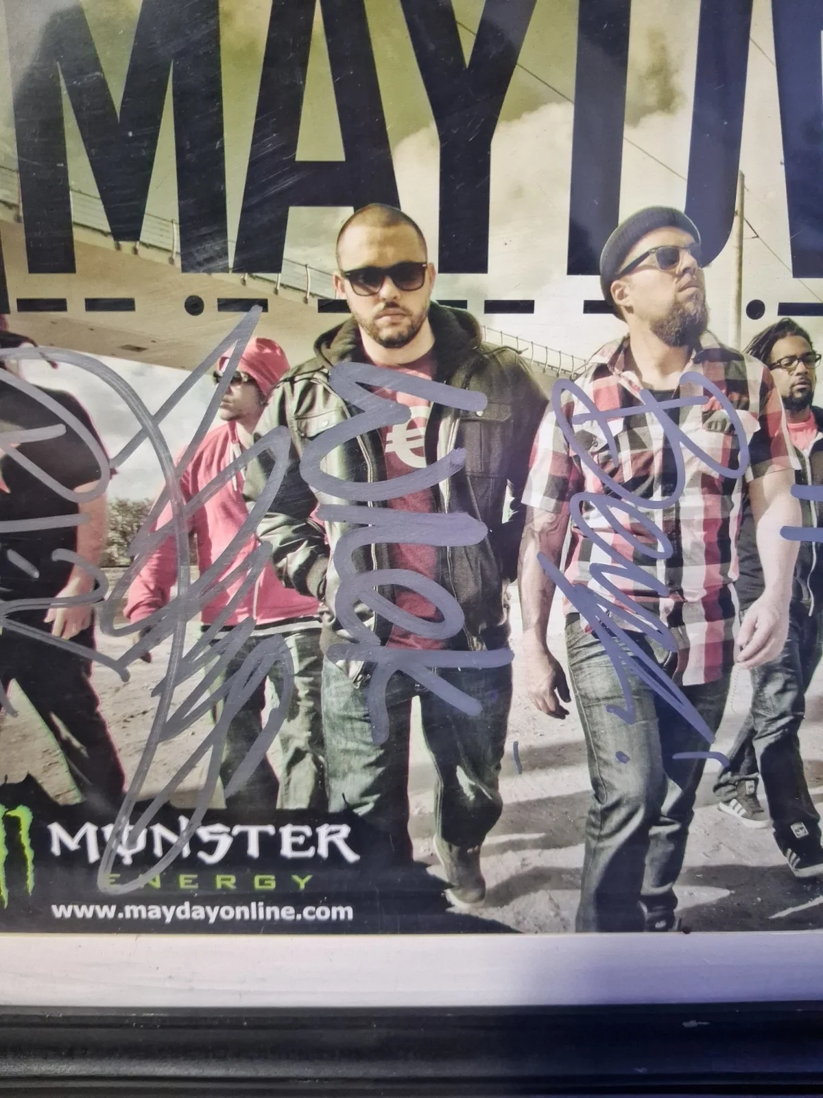 Miami Based Hip Hop Group ¡MAYDAY! 8x10 Autographed Monster Energy Poster, изображение 4
