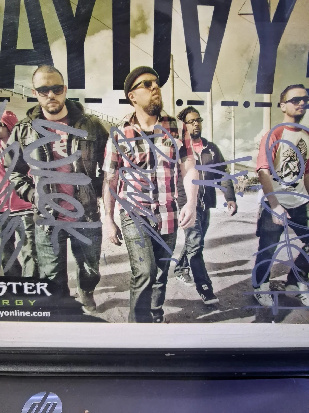 Miami Based Hip Hop Group ¡MAYDAY! 8x10 Autographed Monster Energy Poster, изображение 5