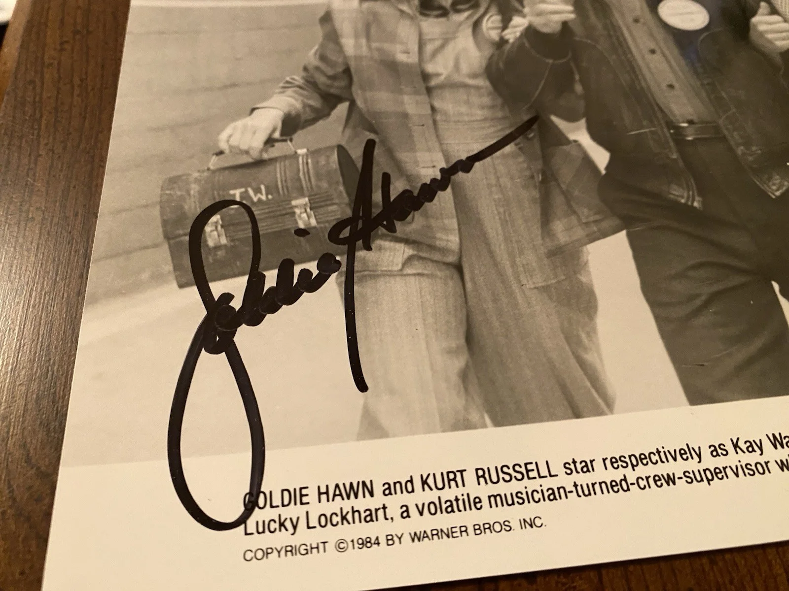 Kurt Russell, Goldie Hawn — Kurt Russell Goldie Hawn Signed Autographed Photo With COA Swing Shift, изображение 3