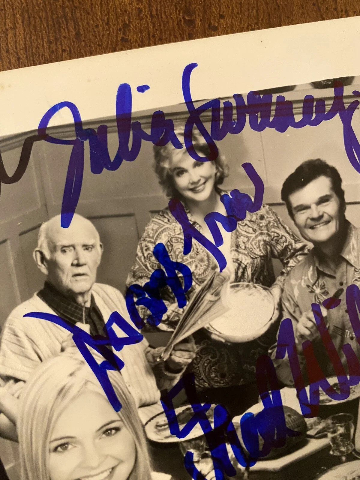 Dabbs Greer, Ellen Albertini Dow, Fred Willard, Cast — Maybe It’s Me Cast Signed Autographed Photo By 11 With COA Dabbs Greer Ellen Dow, image 5