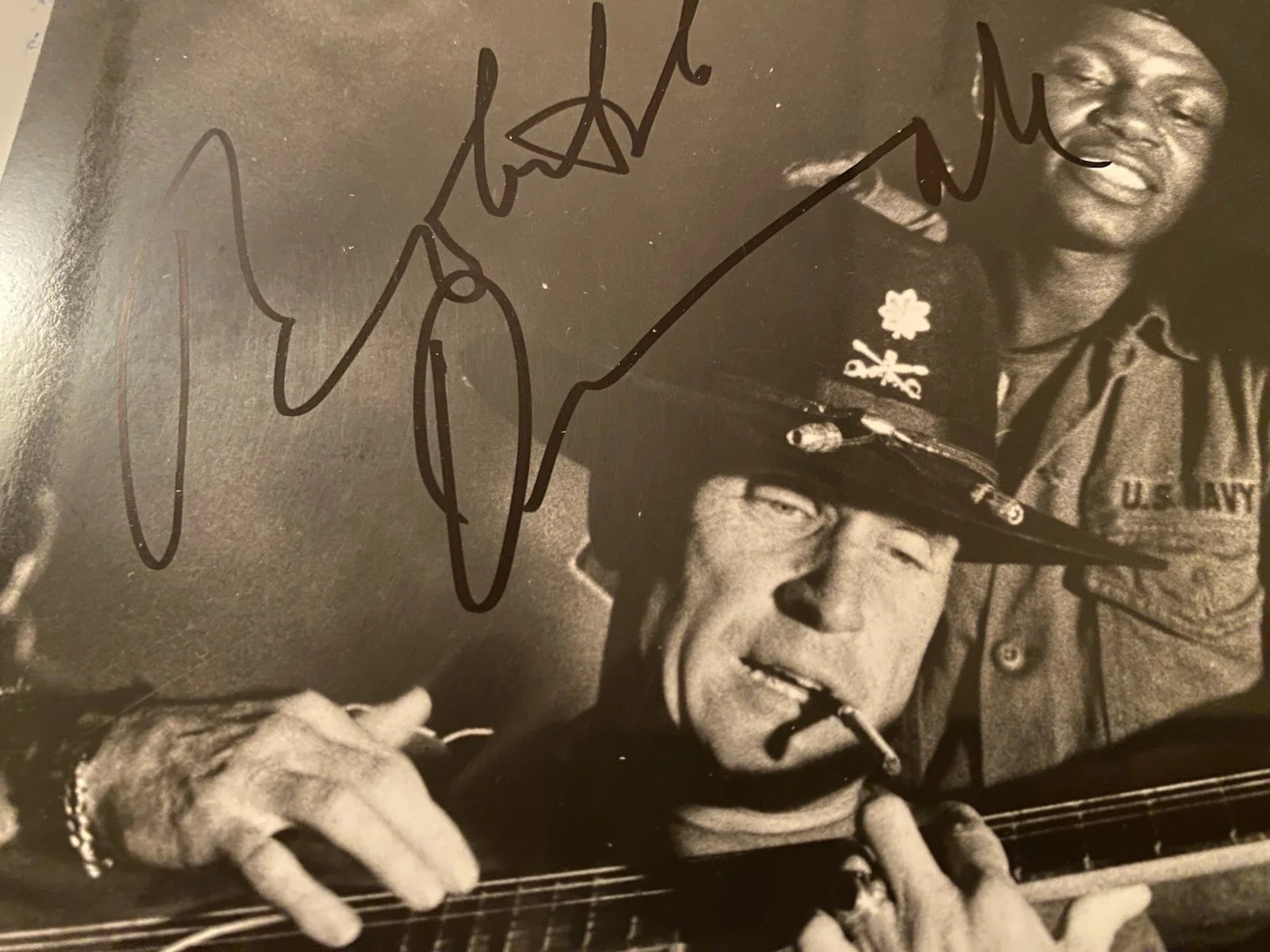 Robert Duvall, Martin Sheen — Robert Duvall Martin Sheen Signed Autographed Apocalypse Now Photo With COA, изображение 3