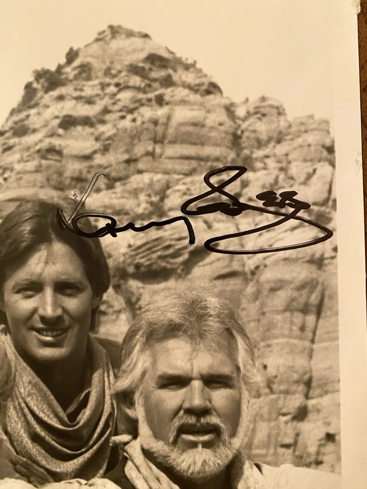 Kenny Rogers, Linda Evans, Bruce Boxleitner — The Gambler Cast Signed Photo With COA Kenny Rogers Linda Evans Bruce Boxleitner, image 2