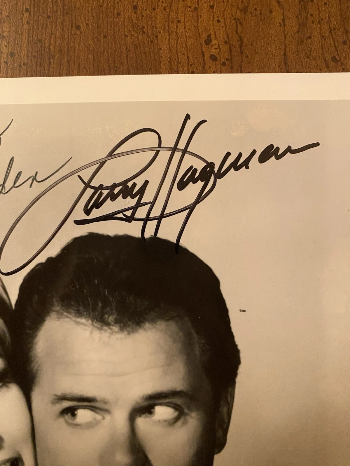 Barbara Eden, Larry Hagman — Barbara Eden Larry Hagman Signed Autographed Photo With COA I Dream Of Jeannie, image 4