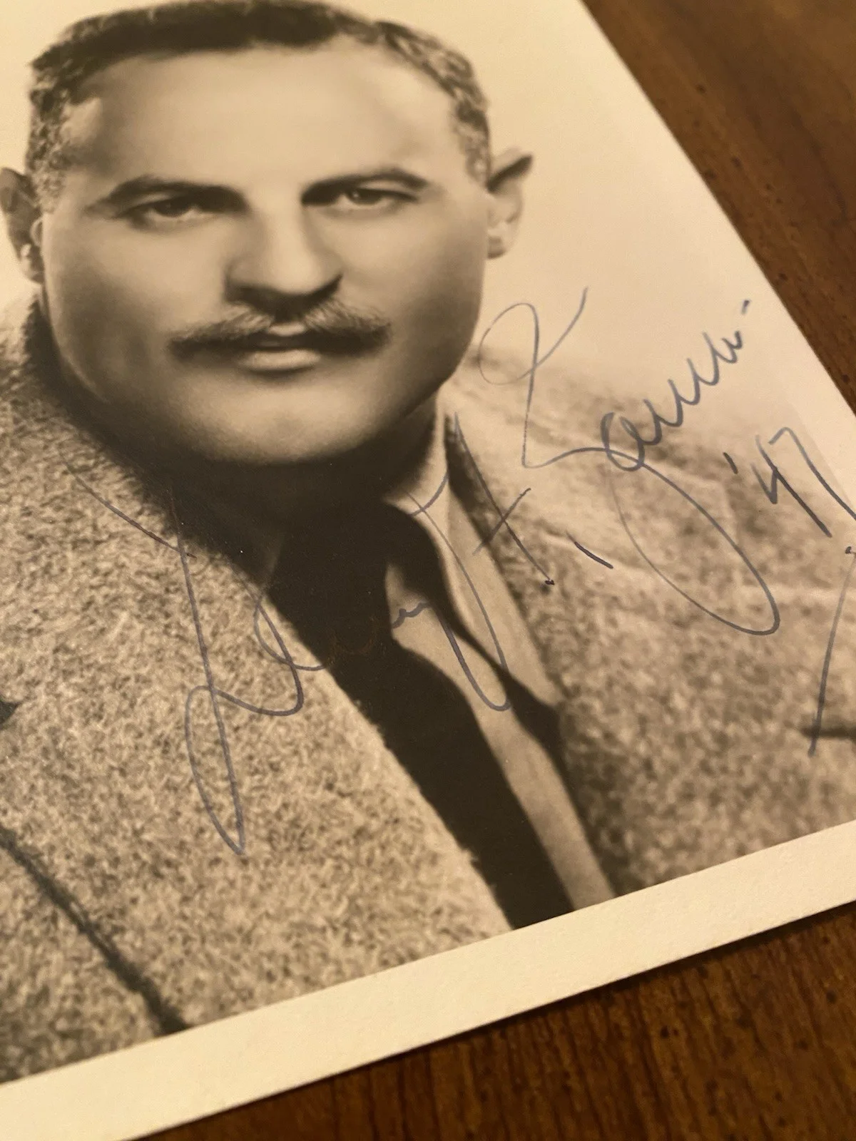 Darryl F Zanuch — Darryl F Zanuck Signed Autographed Photo With COA Movie Mogul 20th Century Fox, изображение 3