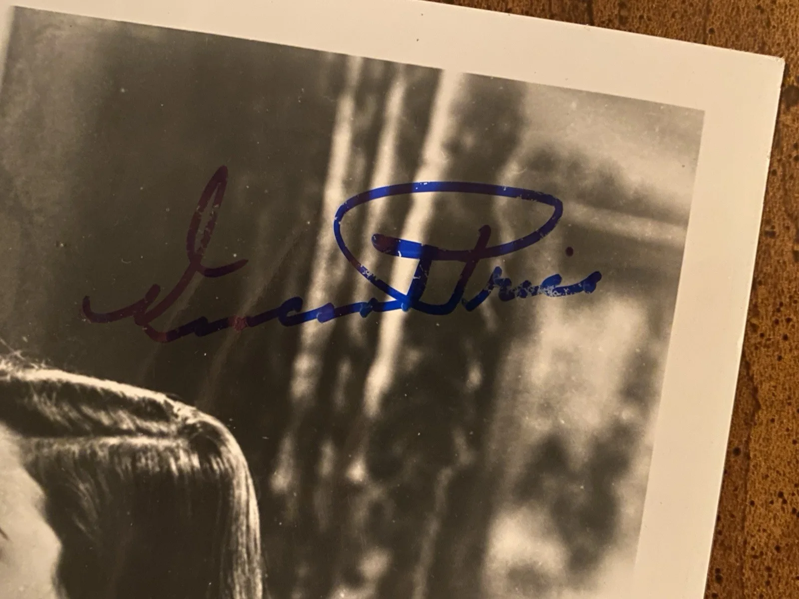Vincent Price, Gene Tierney, Dana Andrews — Laura Cast Signed Autograph Photo w/ COA Vincent Price Gene Tierney Dana Andrews, изображение 4