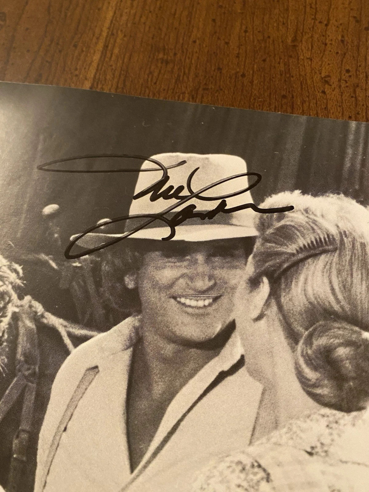 Michael Landon — Michael Landon Signed Autographed Little House On The Prairie Cast Photo w/ COA, image 4