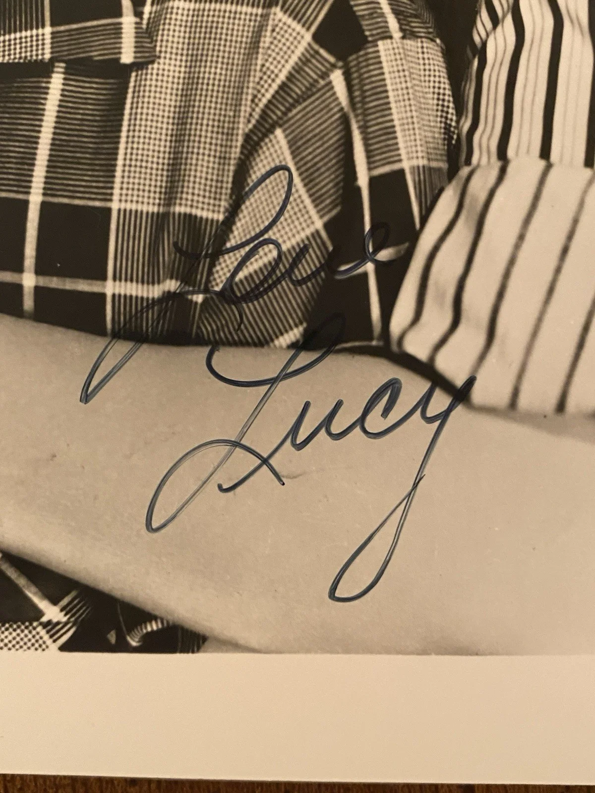 Lucille Ball, Desi Arnaz — Lucille Ball Desi Arnaz Signed Autographed Vintage Photo With COA I Love Lucy, изображение 2