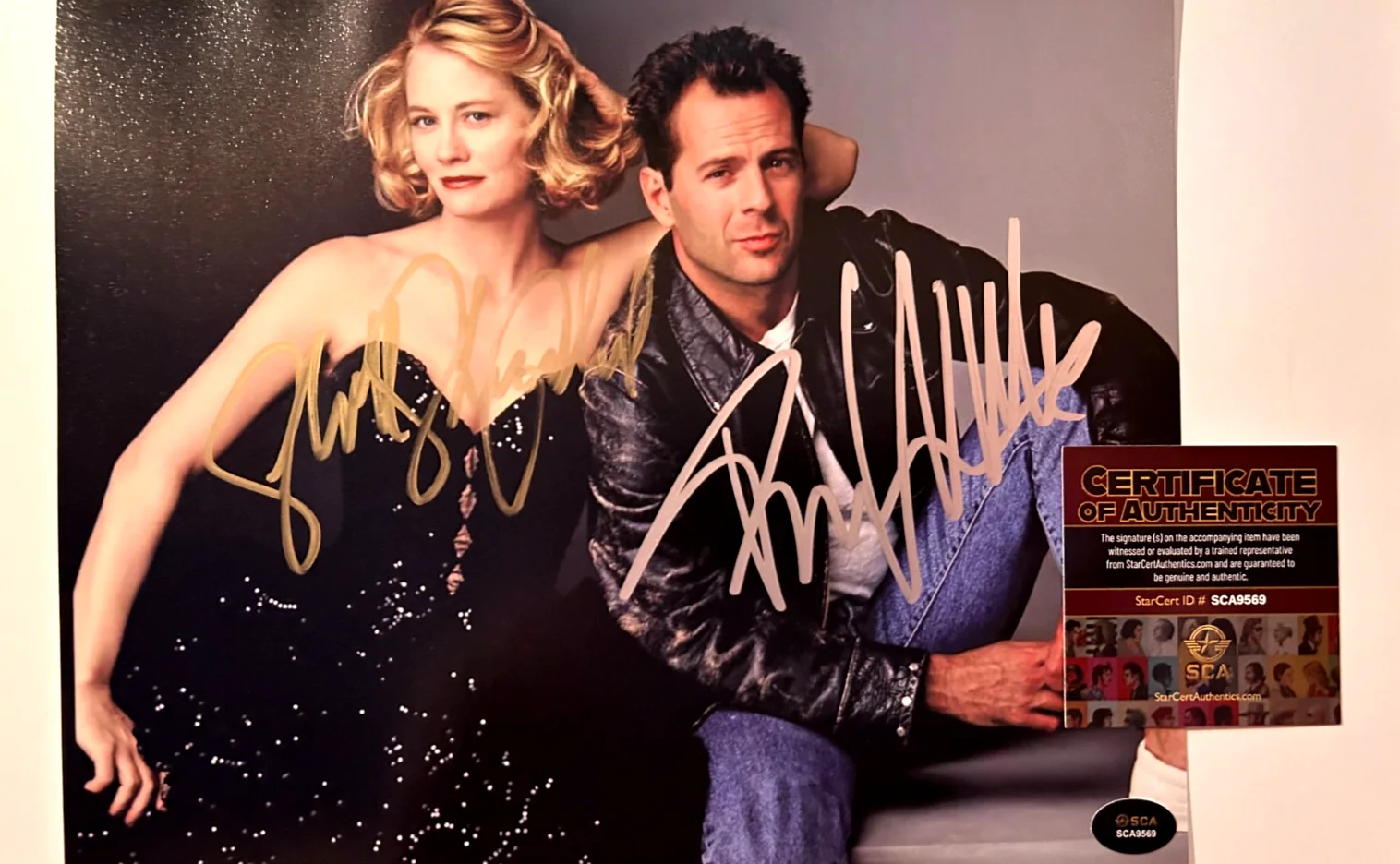 Bruce Willis, Cybill Shepherd — Bruce Willis, Cybill Shepherd Signed MOONLIGHTING 8x10 Authentic Autograph w/COA, image 5