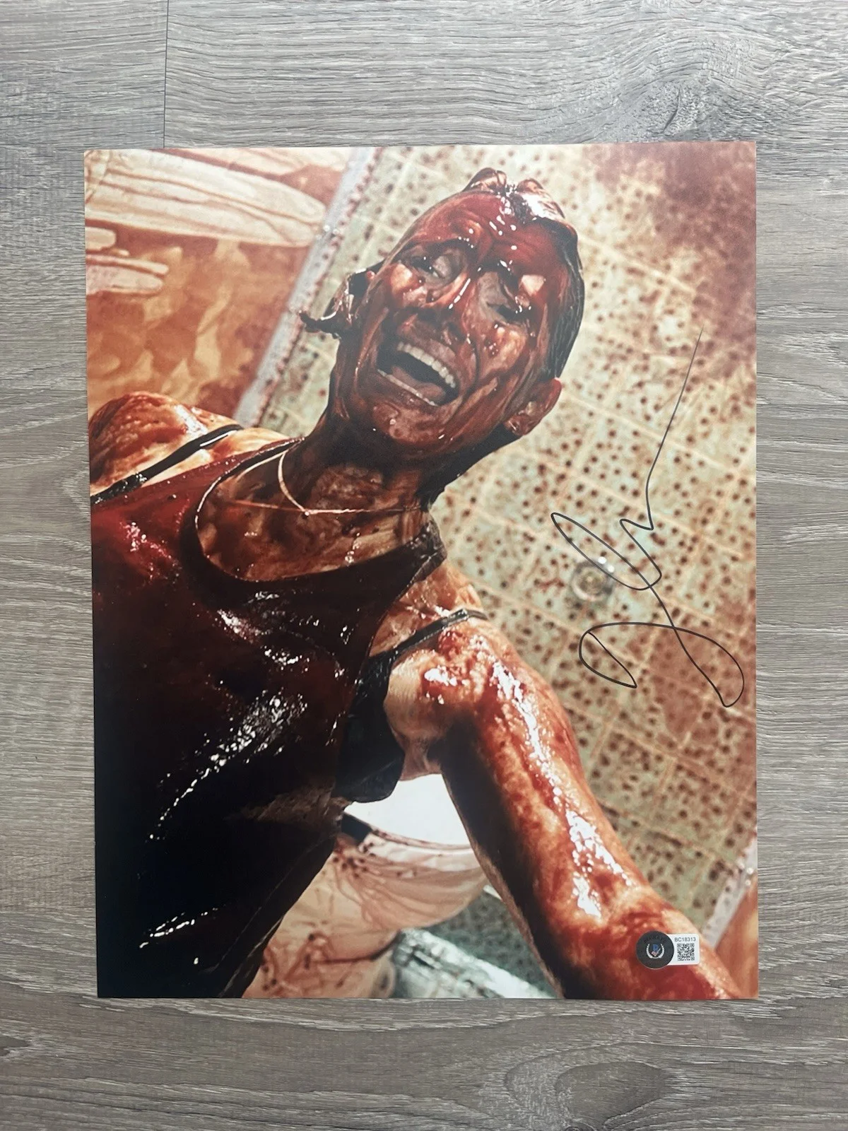Jessica Chastain — Jessica Chastain Signed IT 11x14 Photo Beckett COA Beverly Marsh Horror Auto, image 2