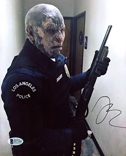 Joel Edgerton — Joel Edgerton Bright Authentic Signed 8x10 Photo Autographed BAS #D17180, image 2