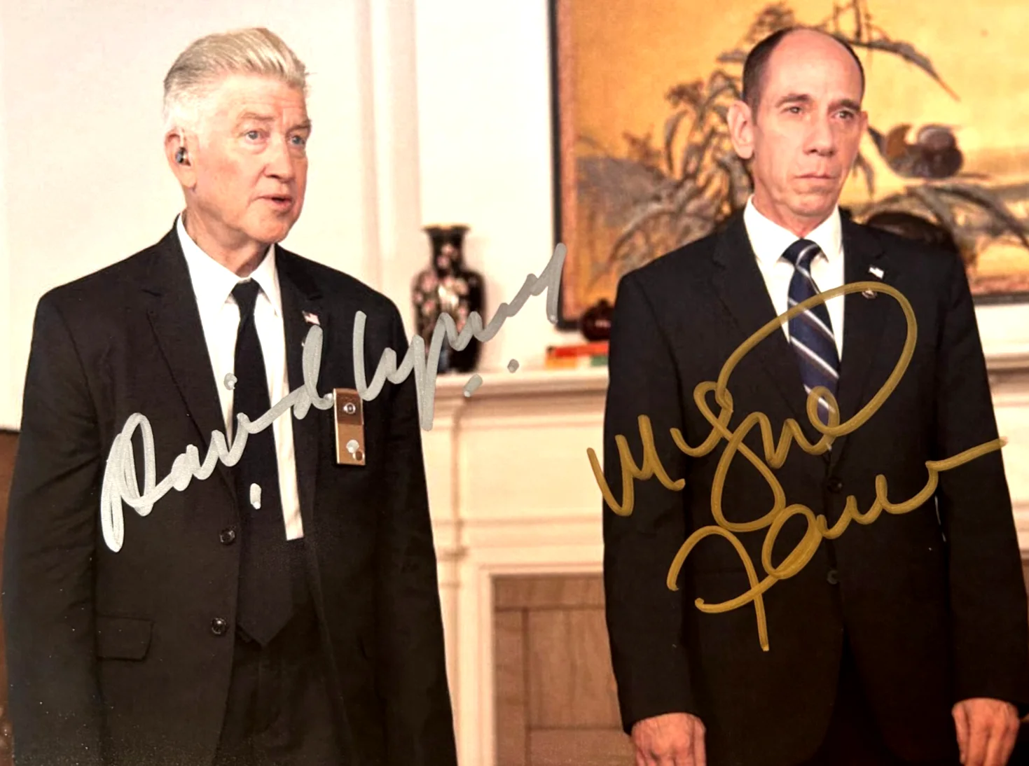 DAVID LYNCH — David Lynch & Miguel Ferrer Signed (TWIN PEAKS) 8x10" Authentic Autographs w/COA