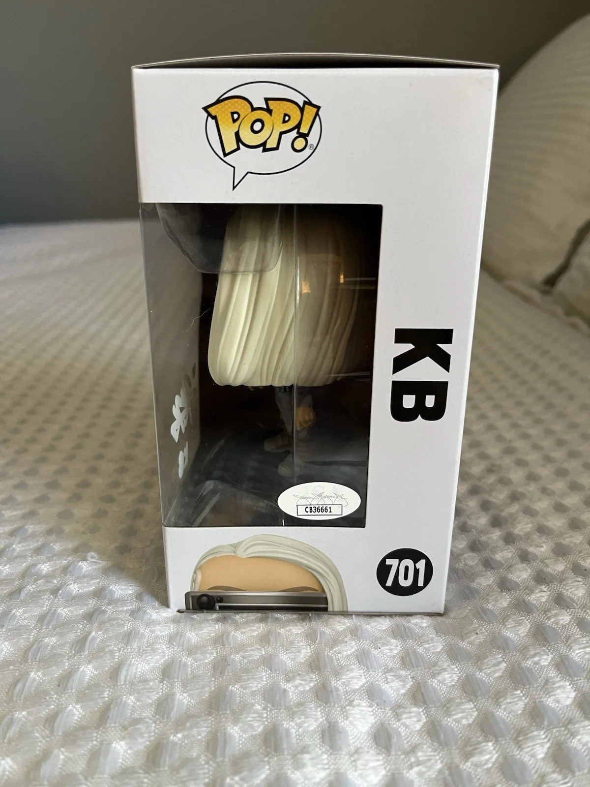 Kyriana Kratter — Star Wars Skeleton Crew ‘KB’ Autographed Funko POP By ‘Kyriana Kratter’- JSA COA, image 5