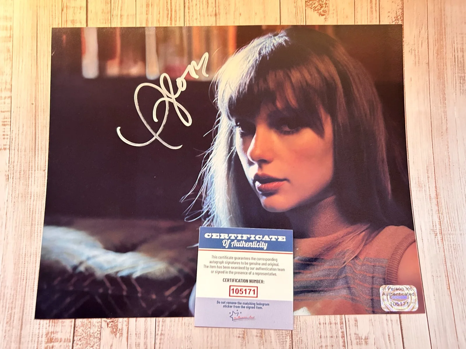 TAYLOR SWIFT Signed 8x10" Authentic Original Autograph GENUINE w/COA, изображение 3
