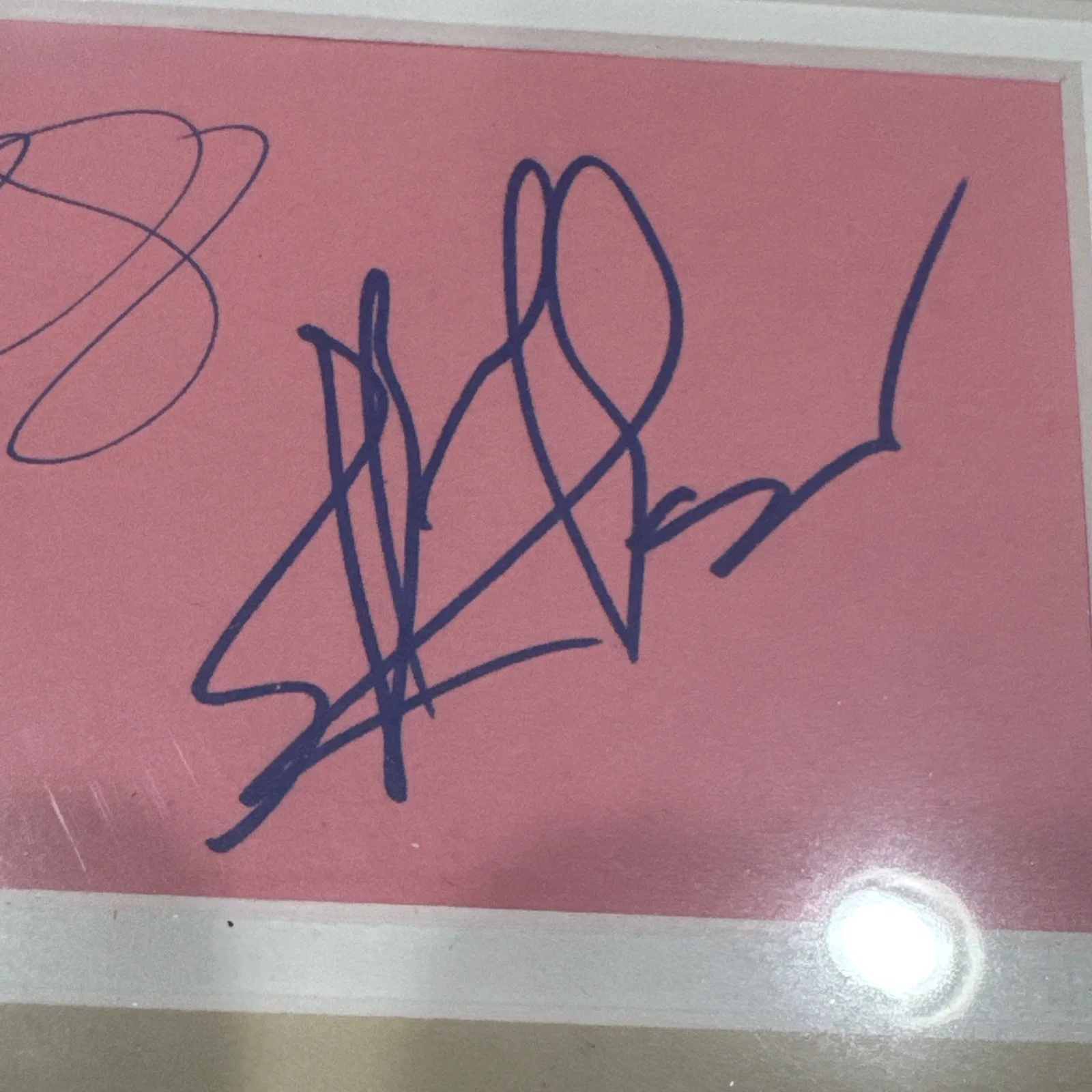 Mel Gibson — Mel Gibson & Julia Robert’s Autographed 1997 “Conspiracy Theory” Framed 17”x13”, image 2