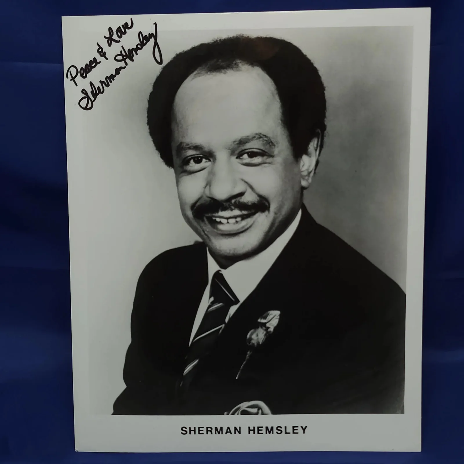Sherman Hemsley — Sherman Hemsley Signed Autograph Photo Peace and Love 8x10 Black White
