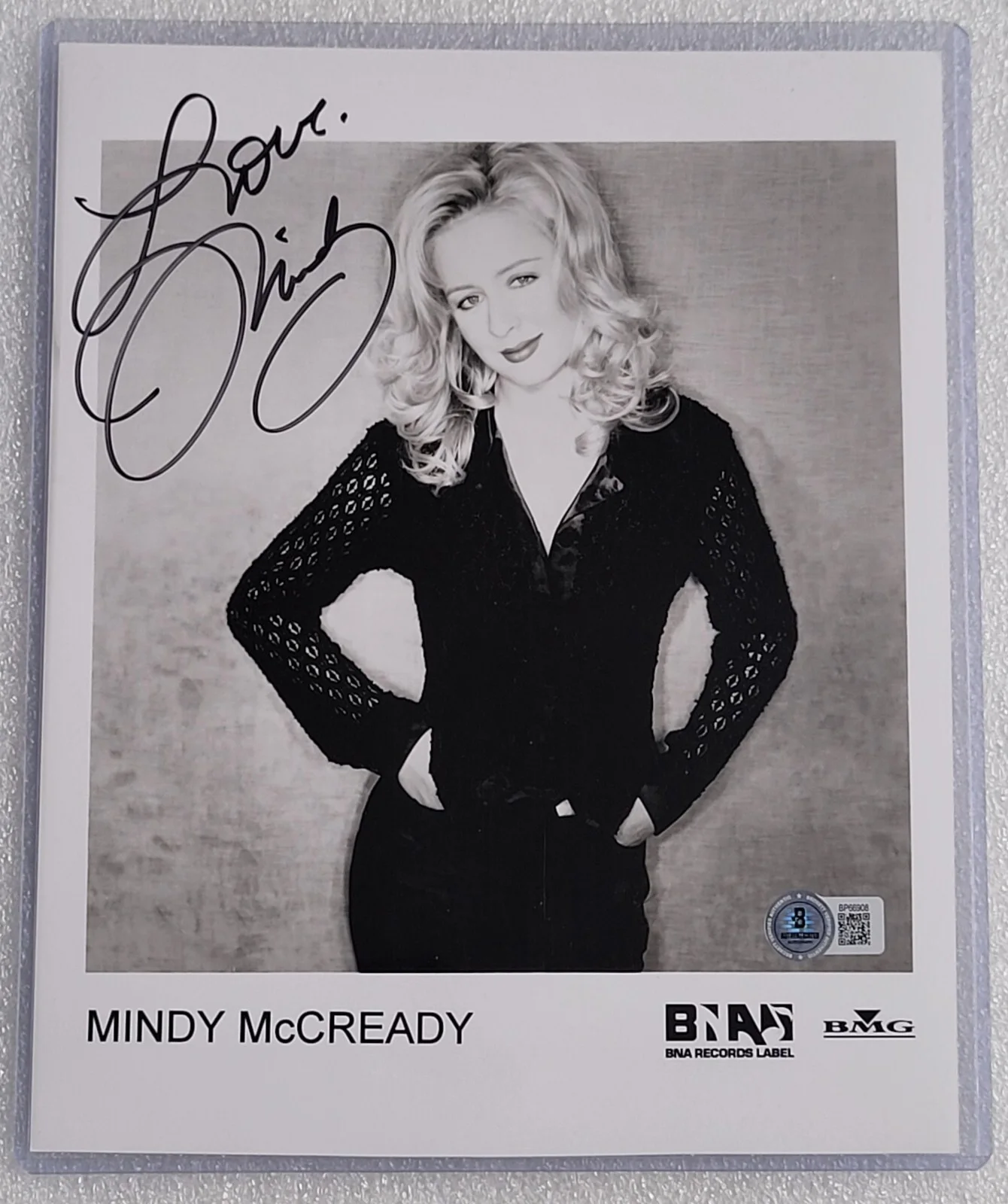 MINDY MCCREADY SIGNED 8X10 PHOTO BECKETT BAS COA AUTOGRAPHED COUNTRY MUSIC, image 2