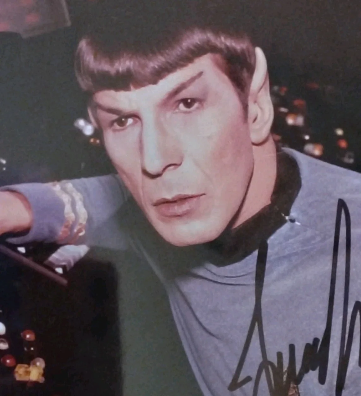Leonard Nimoy — LEONARD NIMOY Autographed "Spock" Star Trek Photo 8" x 10" COA Authentic FREE SH, image 3