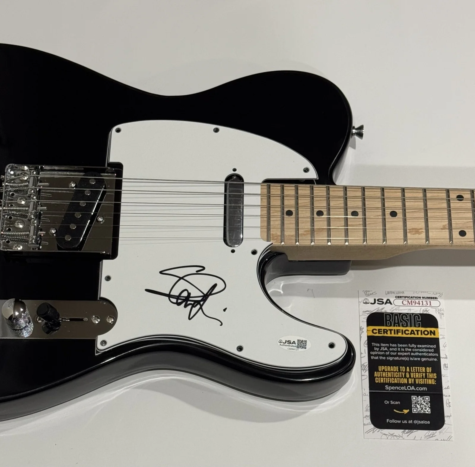 STEVE HARRIS SIGNED BLACK ELECTRIC GUITAR IRON MAIDEN JSA COA, image 2