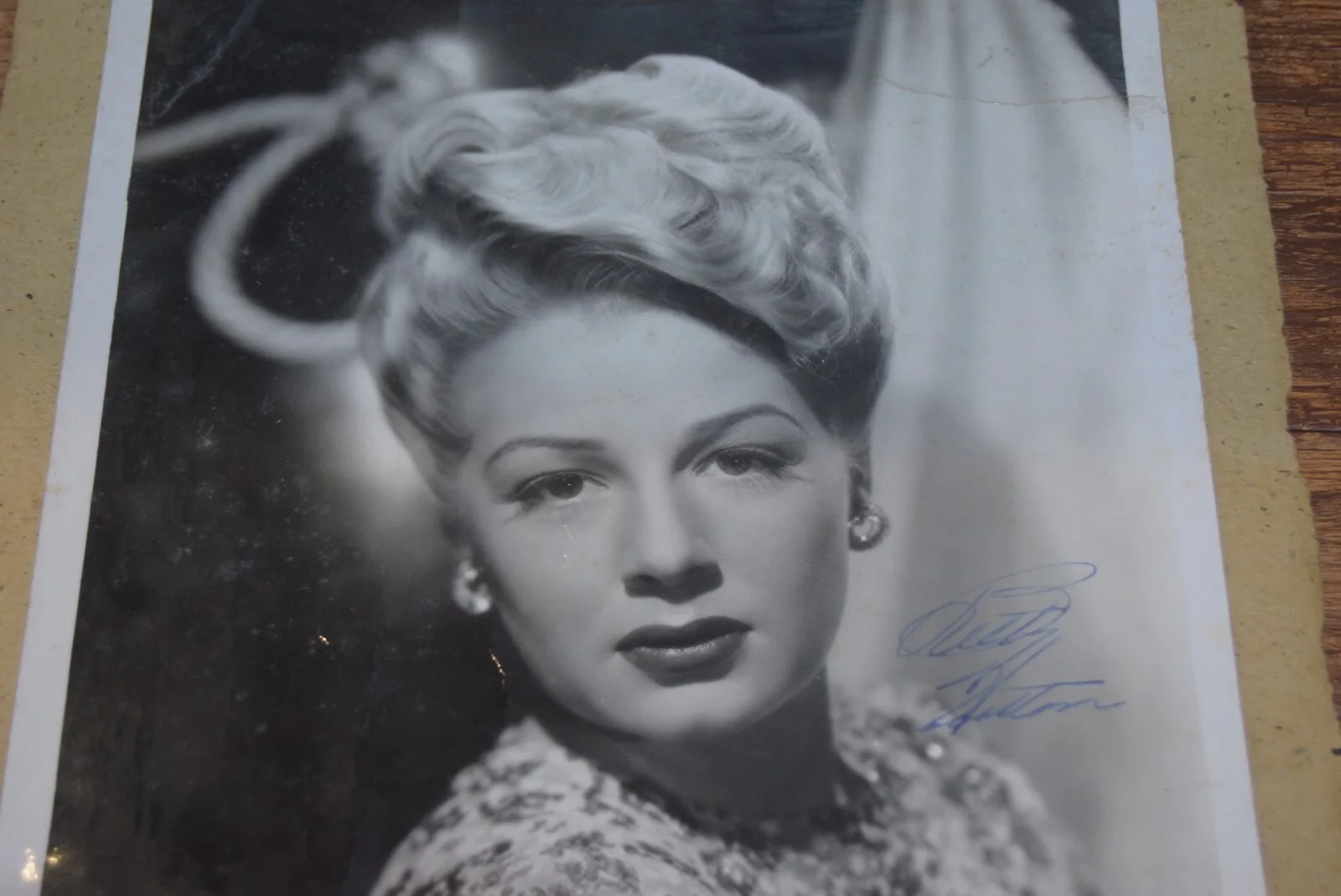 BETTY HUTTON AUTOGRAPHED PHOTO 8 X 1 0 PHOTOGRAPH MOVIE ACTRESS VINTAGE SIGNED, изображение 5