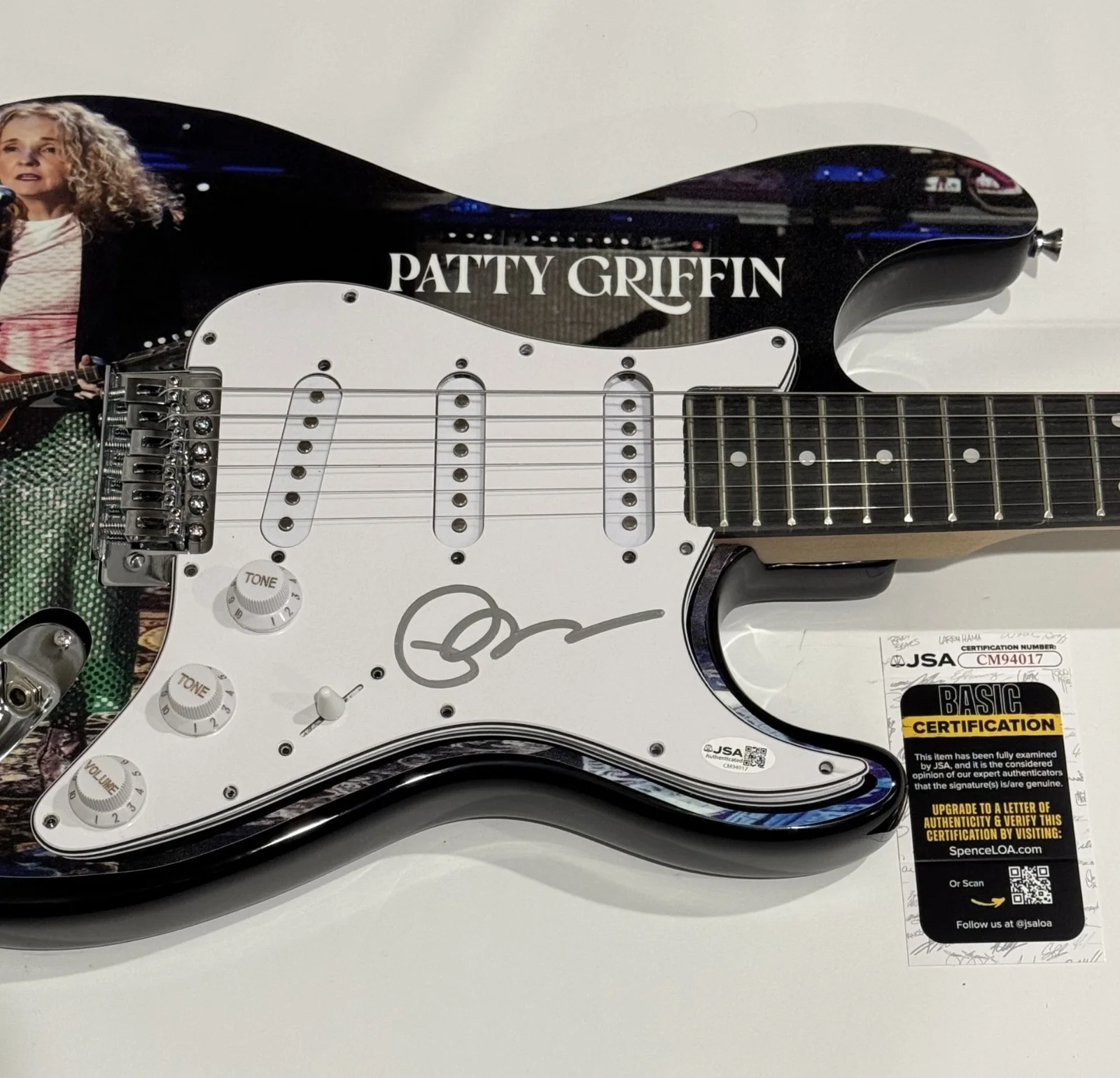 PATTY GRIFFIN SIGNED CUSTOM ELECTRIC GUITAR FOLK COUNTRY LEGEND JSA COA, изображение 2