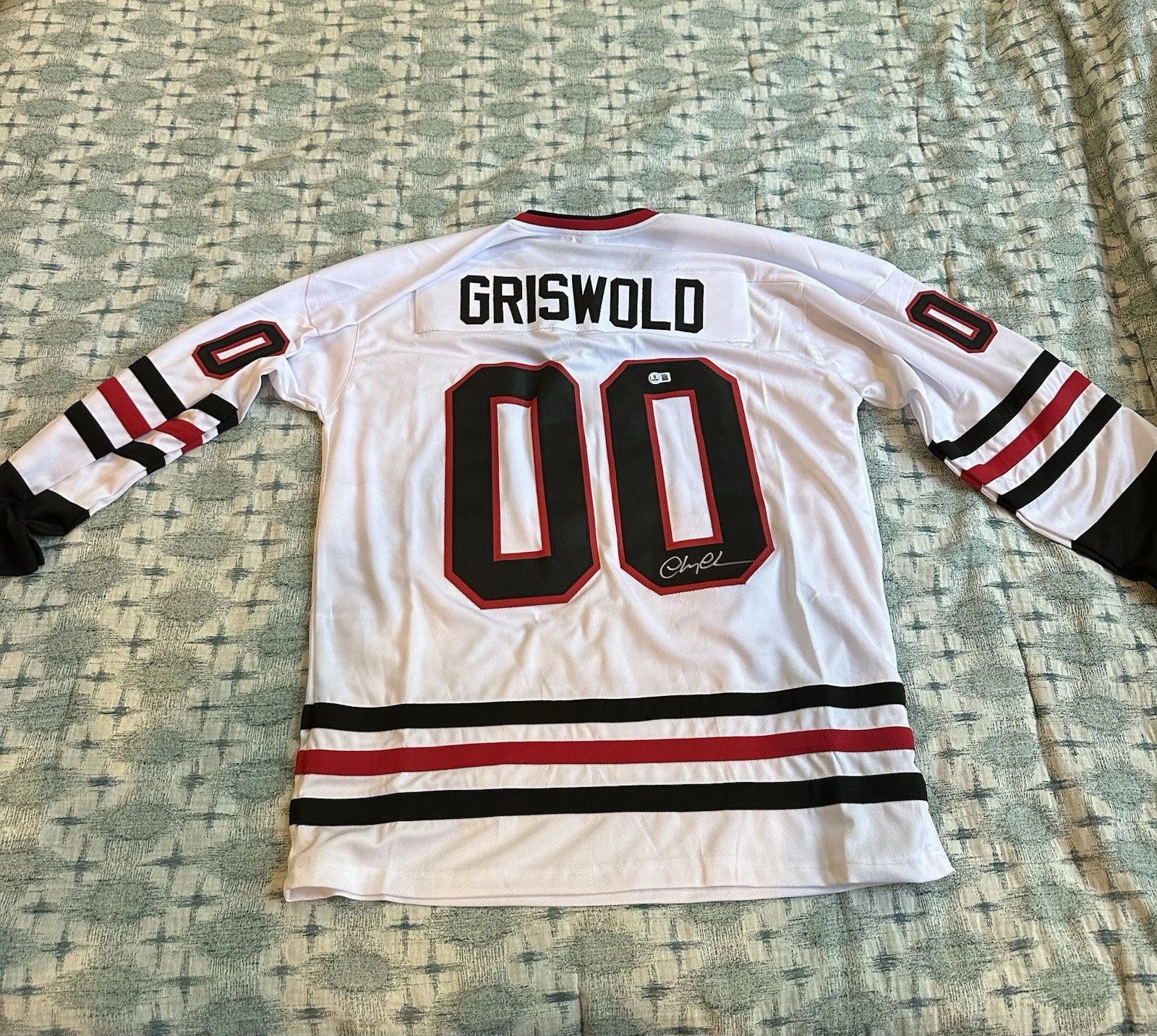 Chevy Chase Signed Jersey Clark Griswold Christmas Vacation Beckett Certified, изображение 2