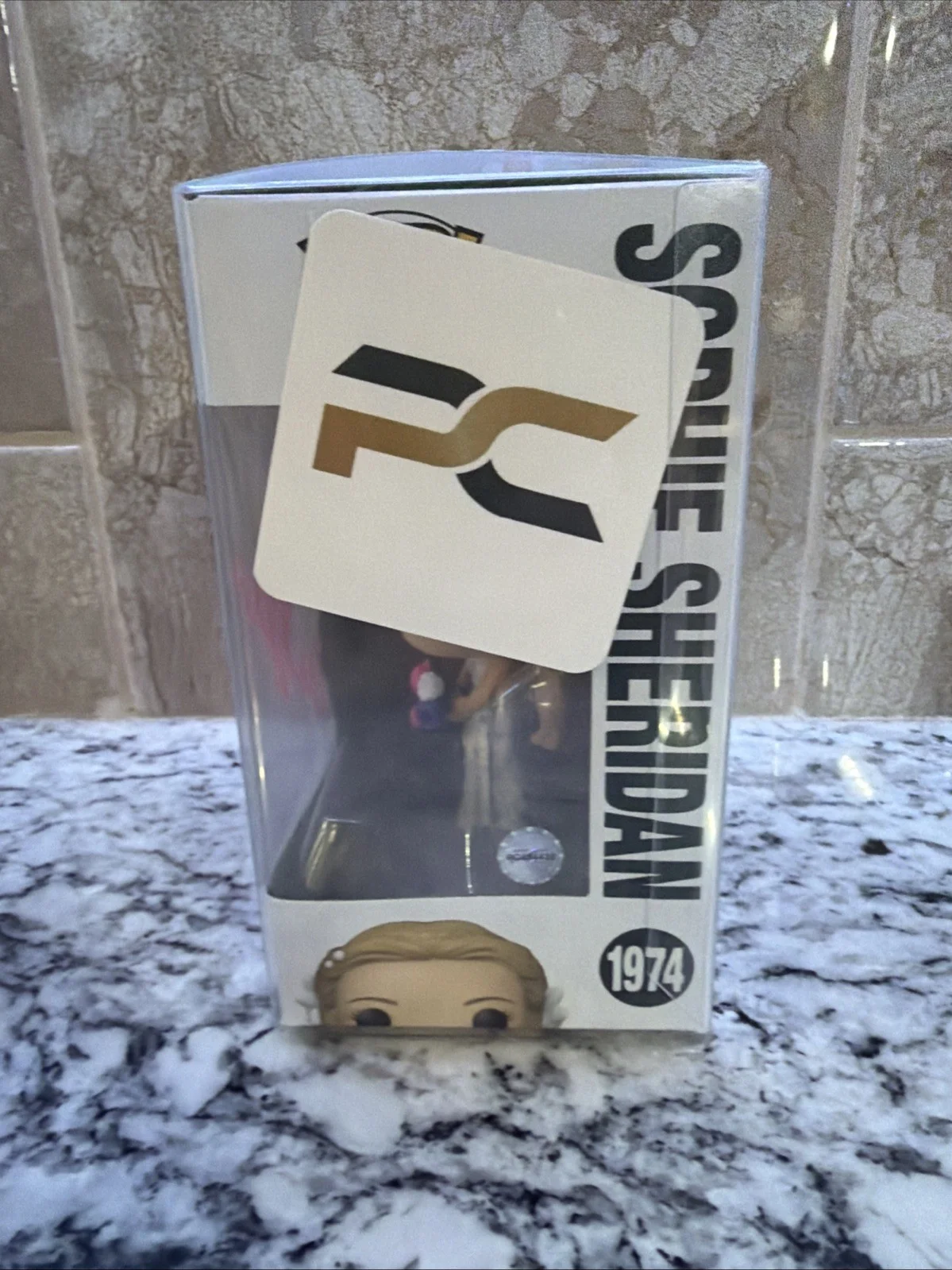 Amanda Seyfried — Actress Amanda Seyfried Signed Sophie Sheridan Funko Mama Mia Autograph With COA, изображение 3