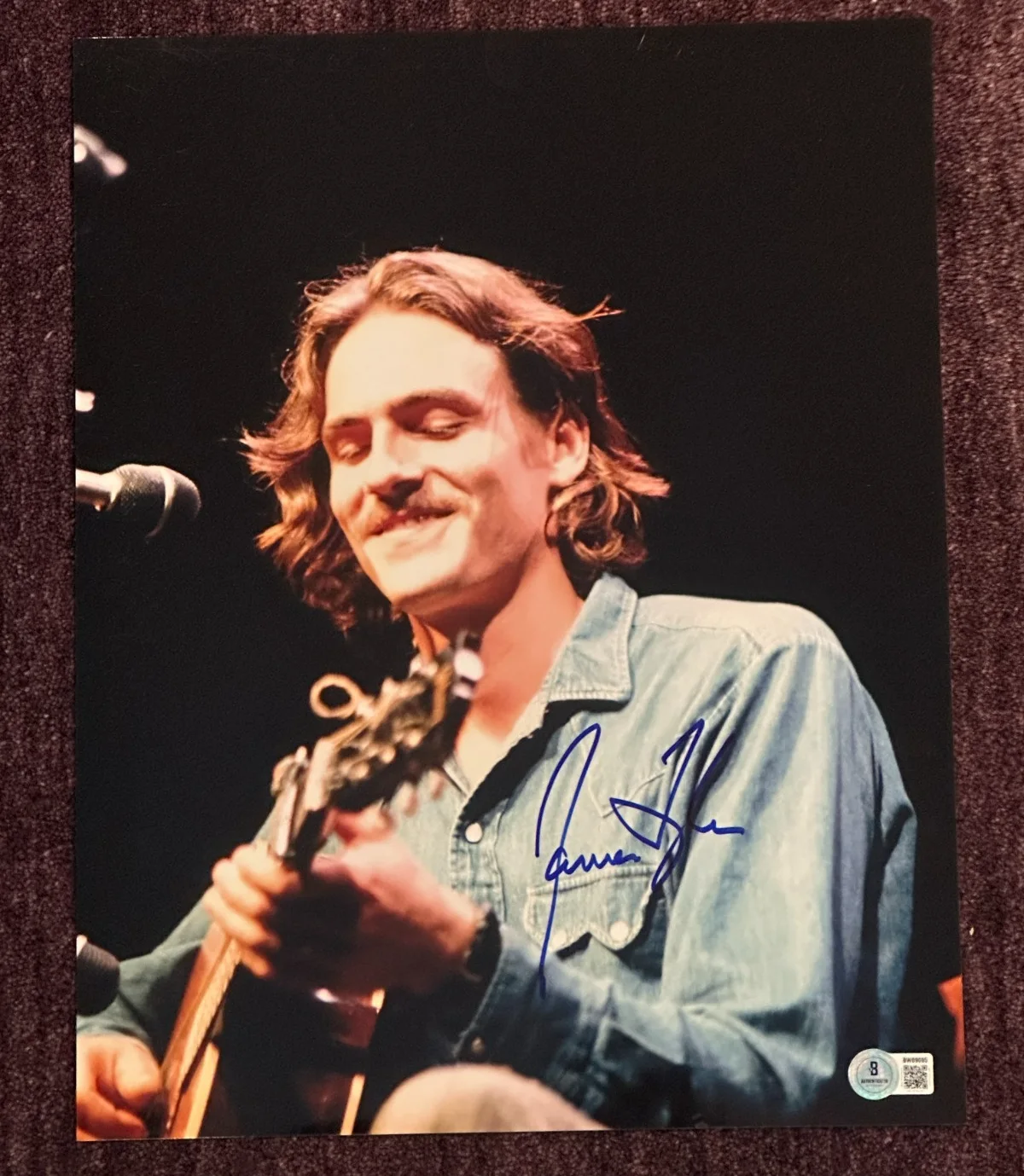 JAMES TAYLOR — JAMES TAYLOR Signed CONCERT 11x14 PHOTO Beckett (BAS) Authenticated