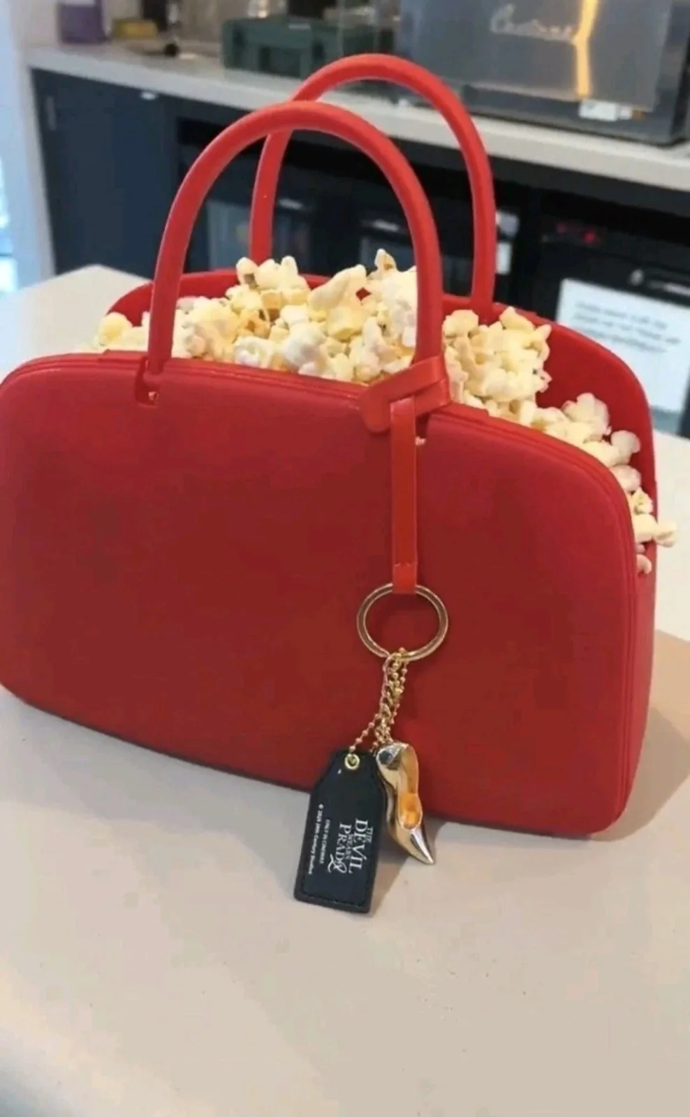 Odeon The Devil Wears Prada 2 Popcorn Bucket Handbag 2026 Collectors In Hand, image 3