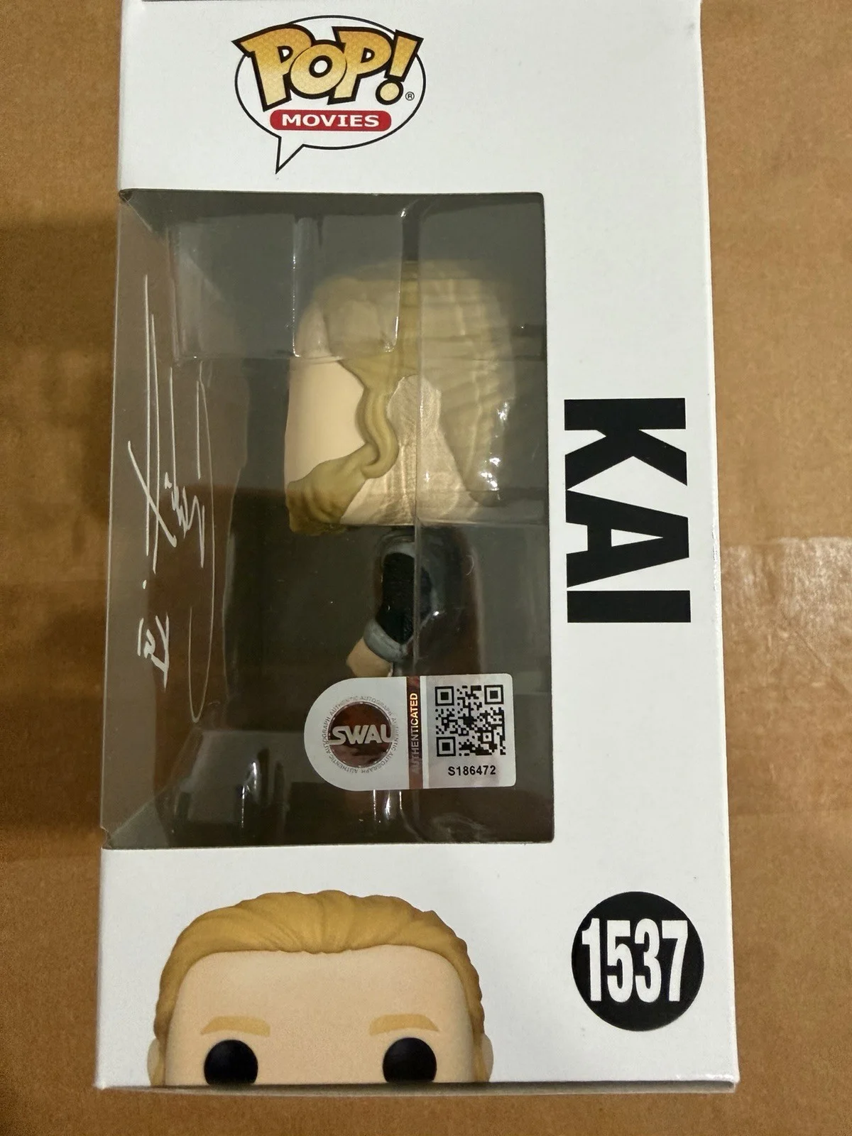 Charlie Hunnam Signed "Kai" Funko Rebel Moon Jax SOA Autograph Proof SWAU COA, изображение 5