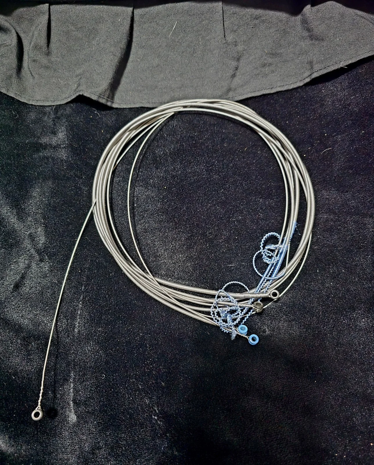 Fear Factory Signed Bass Strings Used Live In Concert Matt Devries, image 4