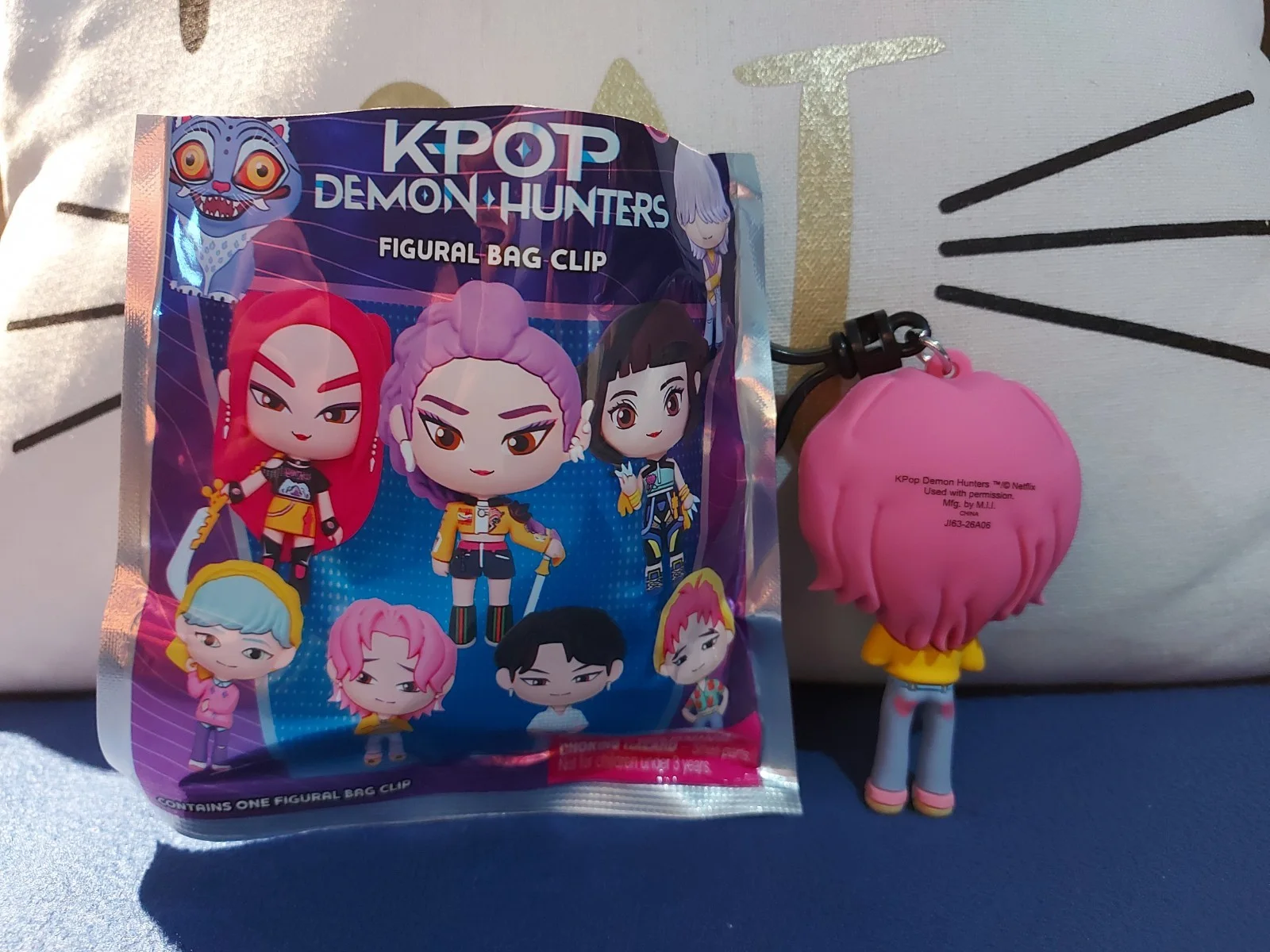 K-Pop Demon Hunters - Figural Bag Clip Series 1 - Romance - New!, image 2