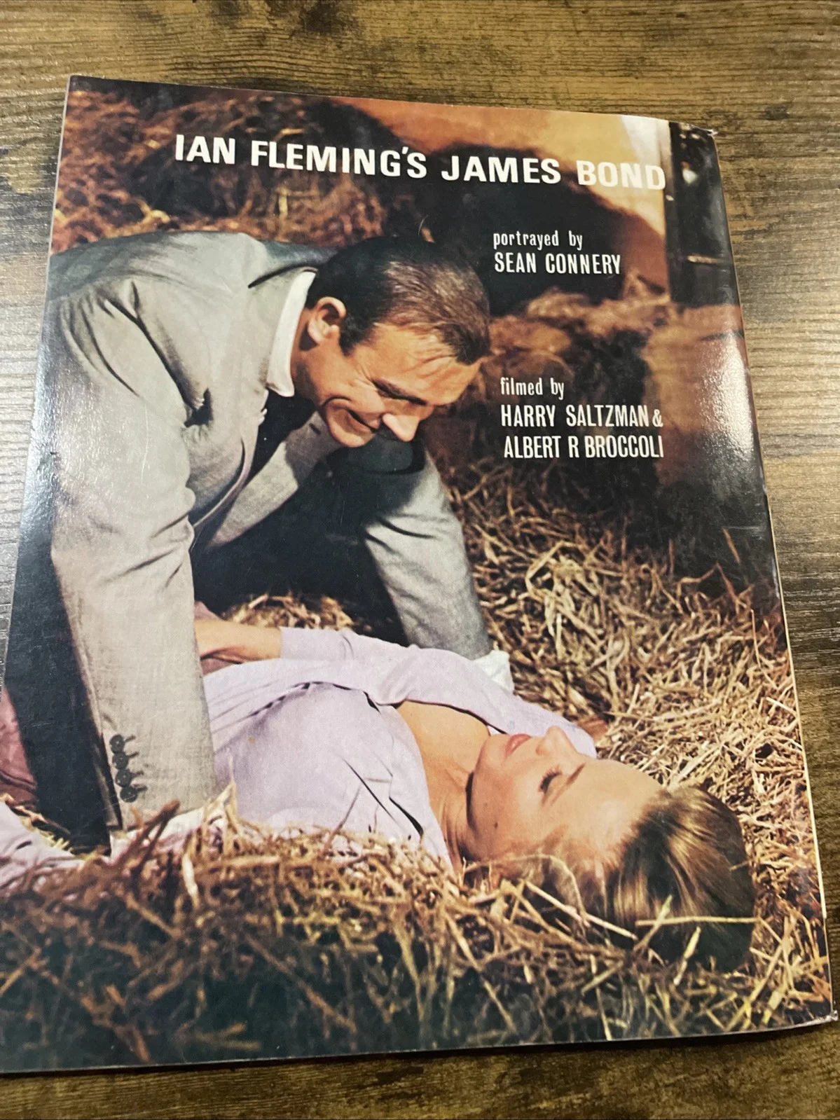 JAMES BOND IN FOCUS Book Sean Connery 007 Goldfinger Magazine 1964 Spy Classics, image 4