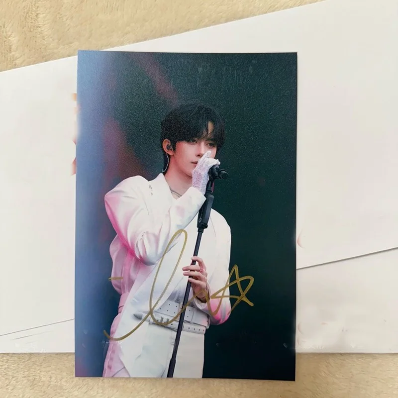 Desire The Series Huang Xing Autographed Signed Photos Cards, изображение 2