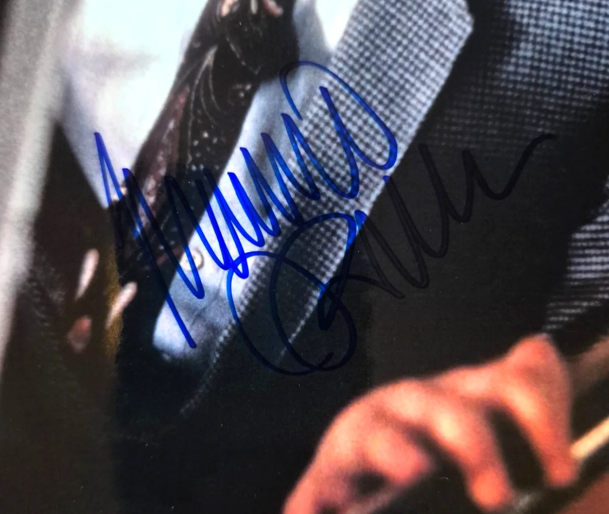 Matthew Broderick — MATTHEW BRODERICK SIGNED AUTOGRAPHED 8X10 PHOTO FERRIS BUELLER DAY OFF BAS COA, image 2