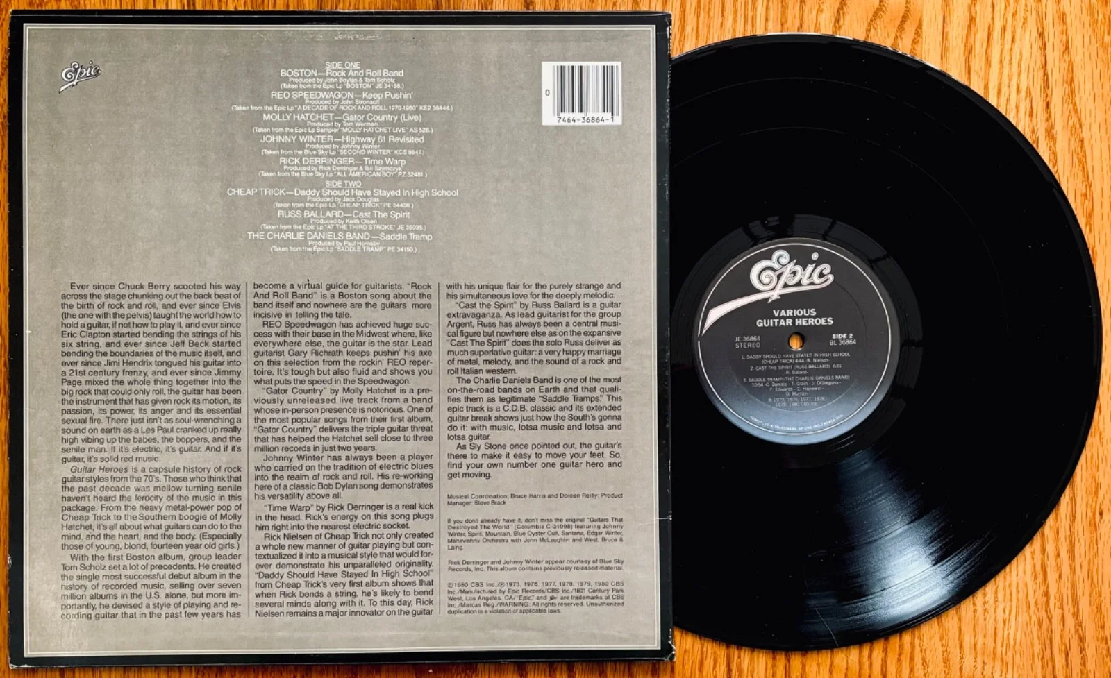 TOM SCHOLZ (Boston) Signed VARIOUS GUITAR HEROES Album • EPIC #JE 36864 • N Mint, image 2