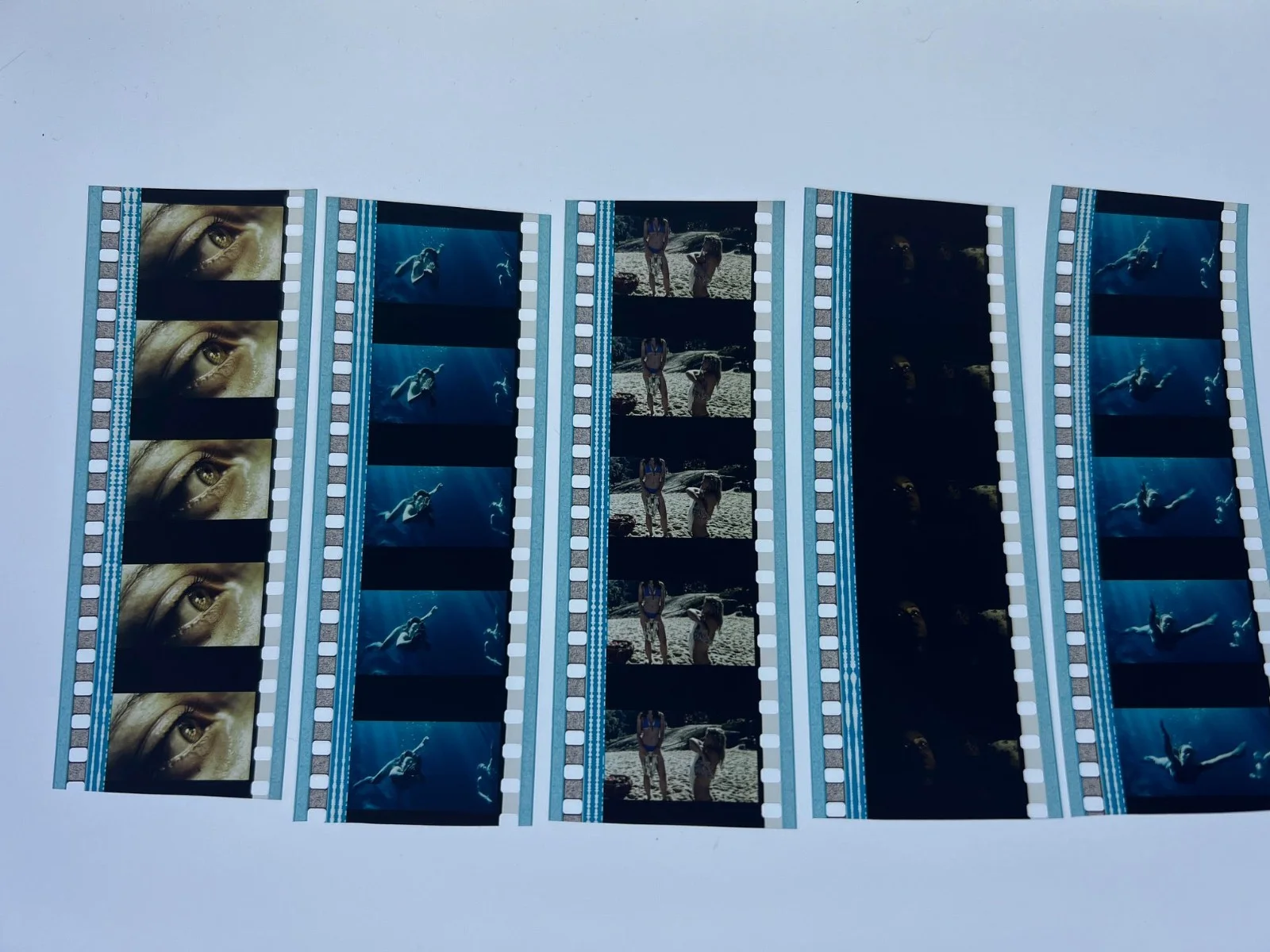Paradise Lost 35mm Film Cells Strips - 5 Strips of 5 Cells FREE P&P, изображение 2