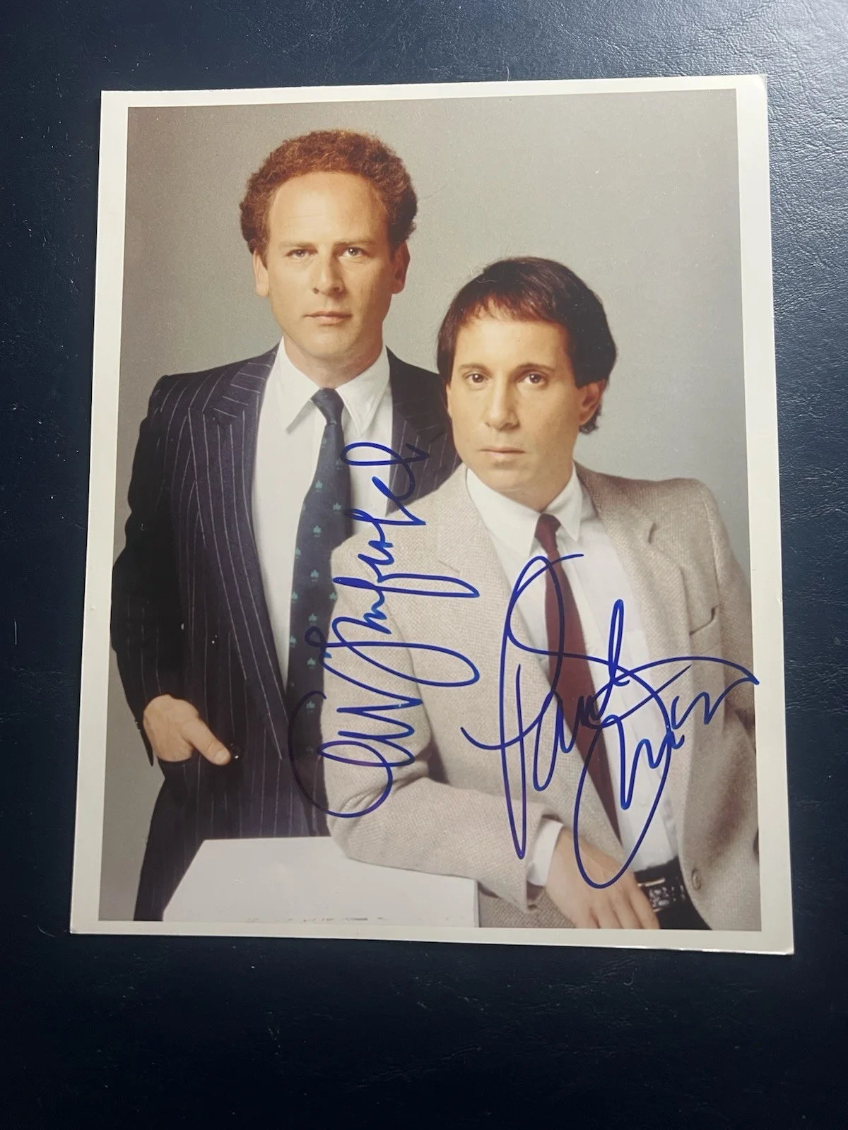 Simon & Garfunkel - Signed 8x10 - 2003 Old Friends Tour VeriMarx 92 score!, image 5
