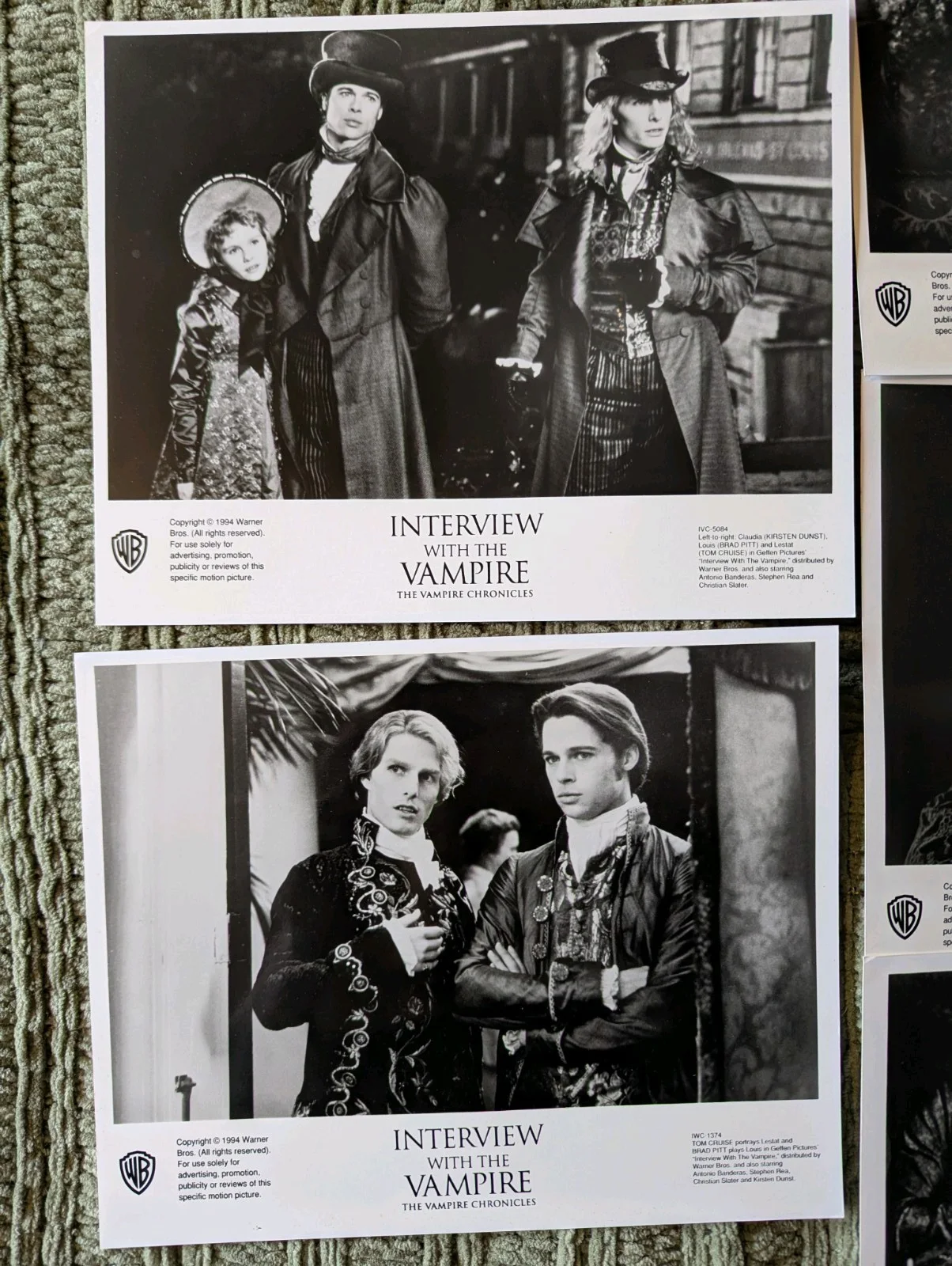 7 1994 Warner Bros Cinema Advertising Film Stills From Interview With A Vampire, изображение 2